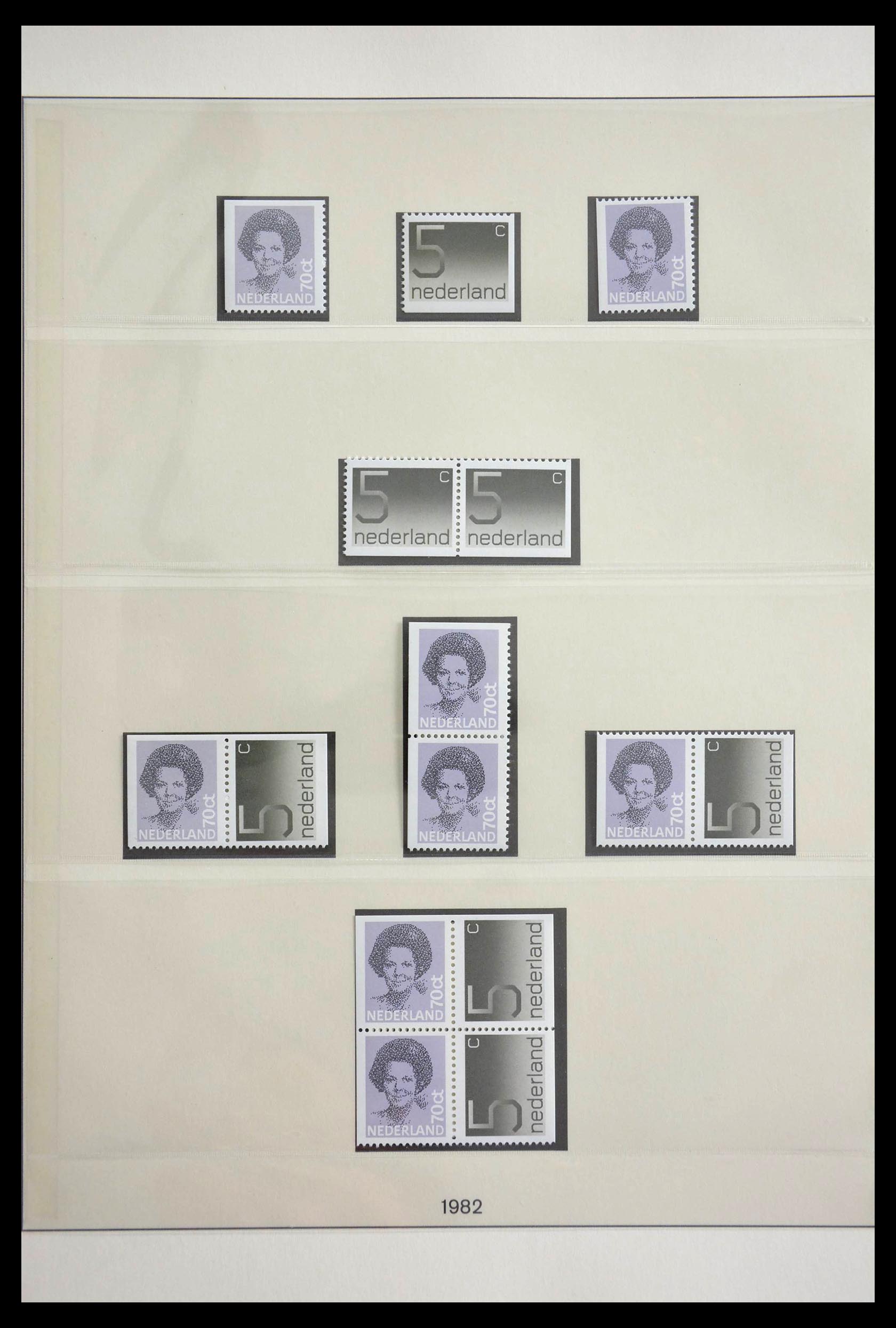 13085 044 - 13085 Netherlands stamp booklets 1964-1990.