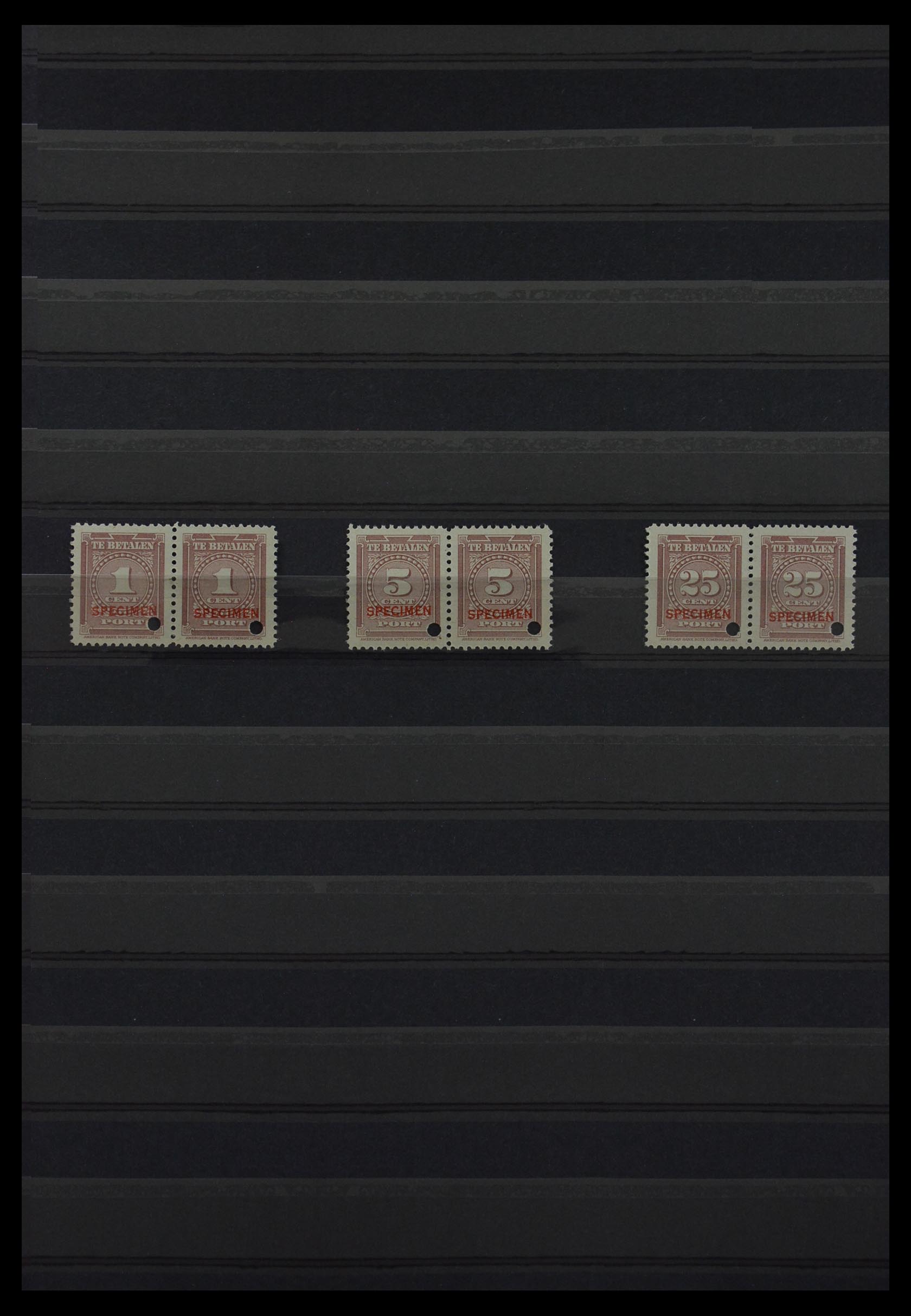 13090 001 - 13090 Surinam postage dues 1945.