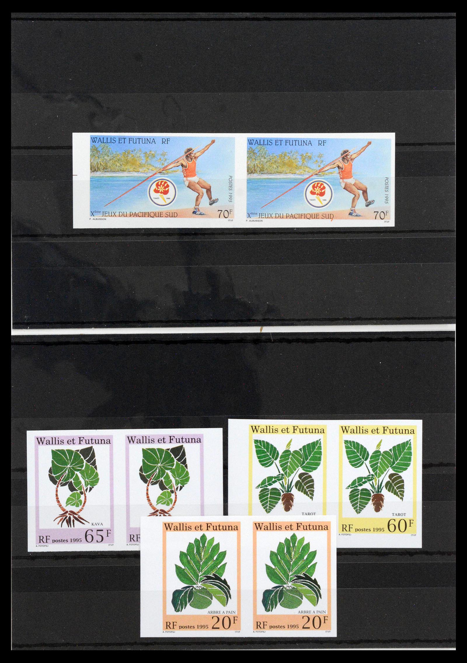 13139 0045 - Postzegelverzameling 13139 Wallis et Futuna ongetand 1977-1997,