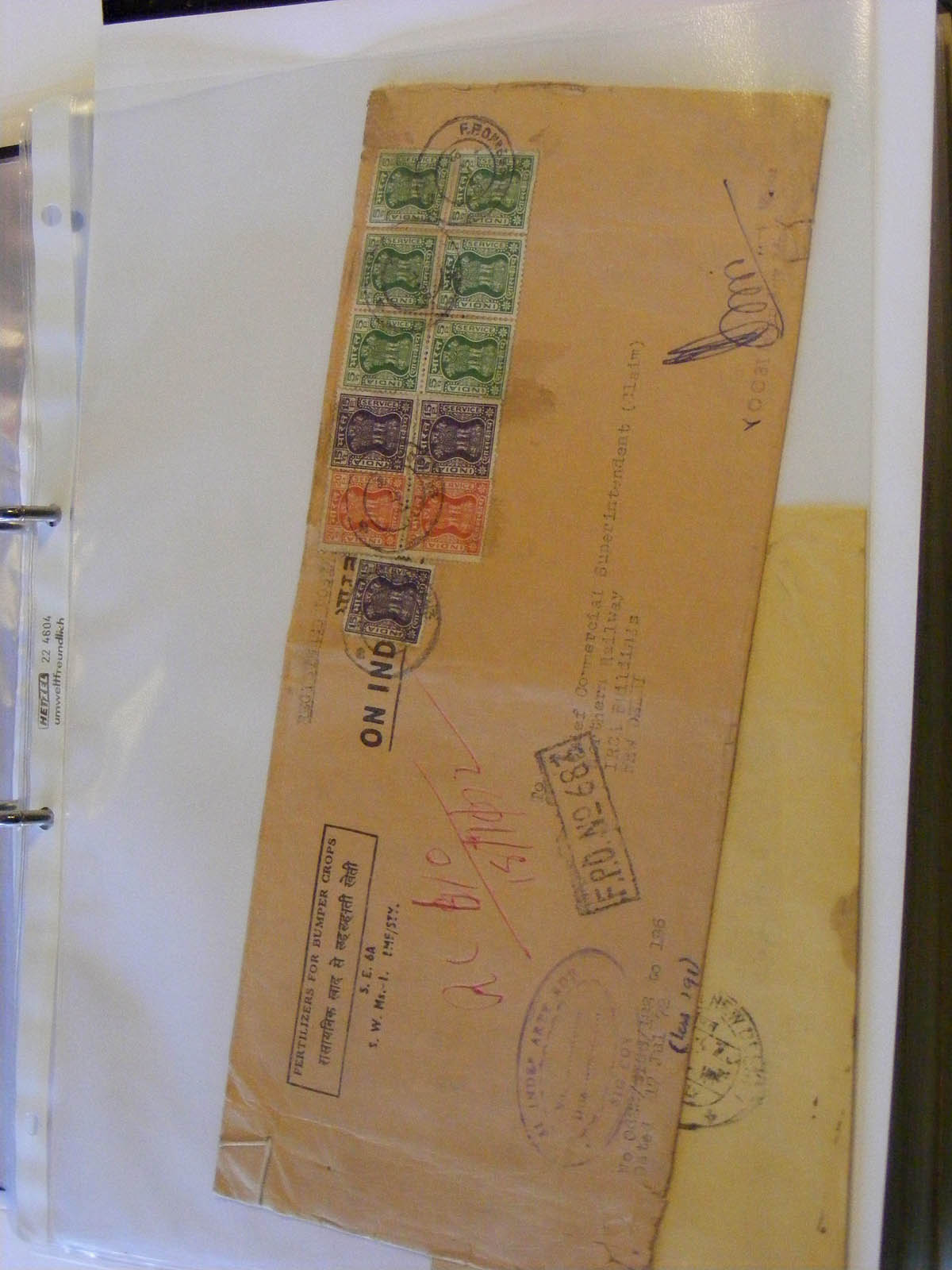 19584-1 004 - 19584 India service covers.