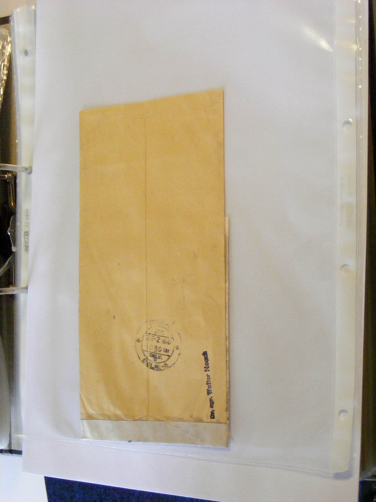 19584-1 136 - 19584 India dienst brieven.