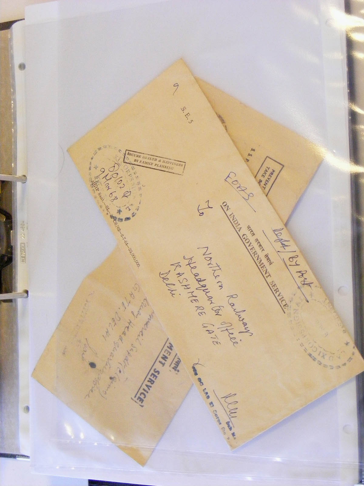 19584-2 234 - 19584 India dienst brieven.