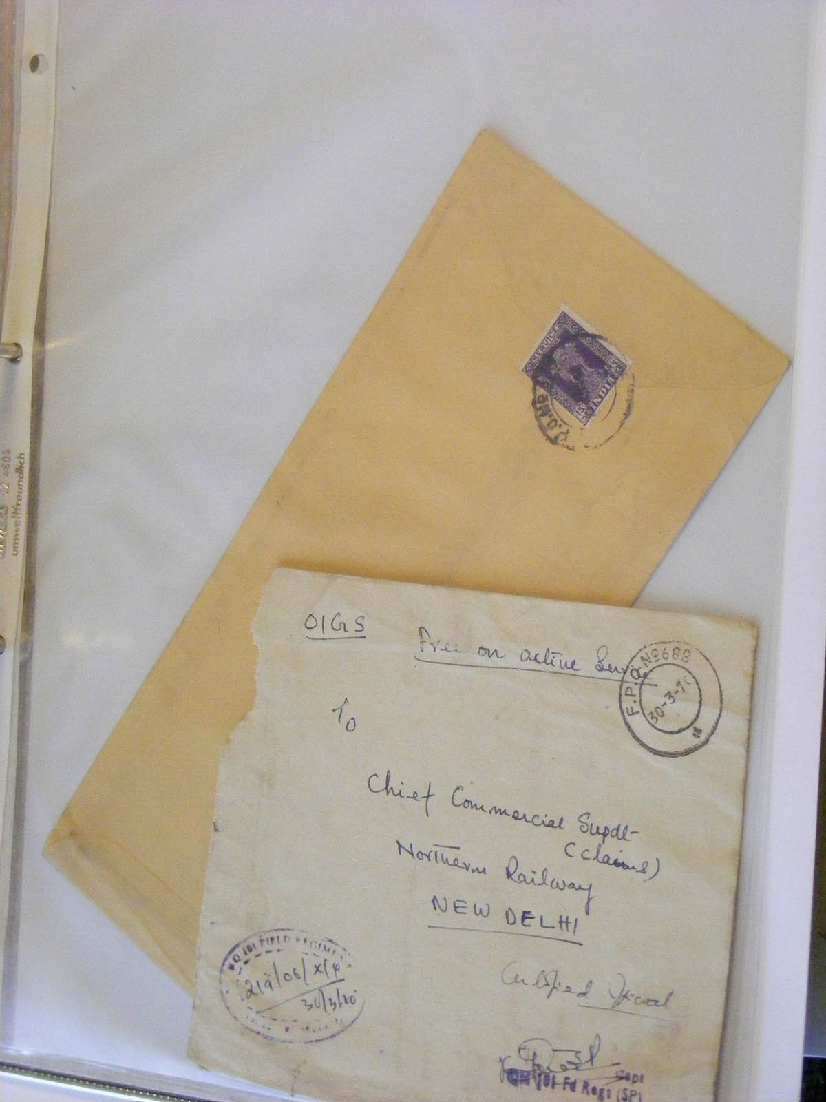 19584-2 296 - 19584 India dienst brieven.