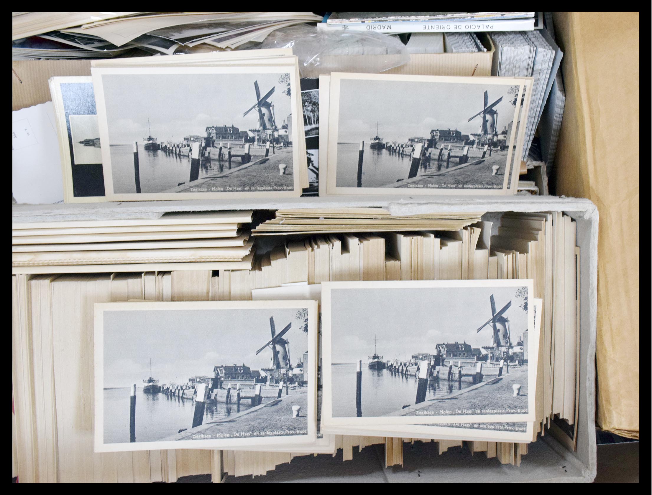21318 017 - 21318 Netherlands picture postcards.