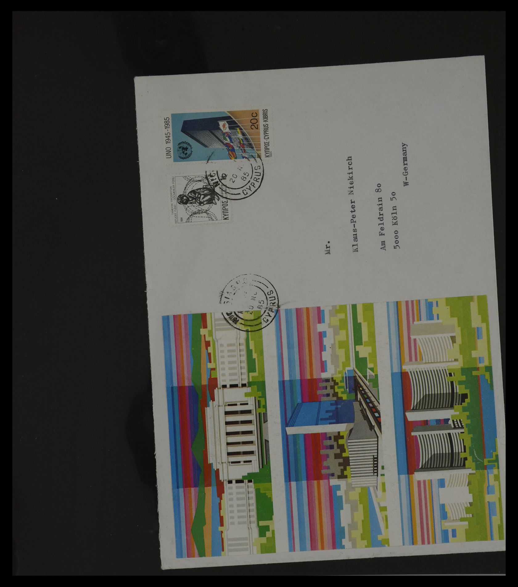 27382 045 - 27382 Verenigde Naties 1957-2003 FDC's.