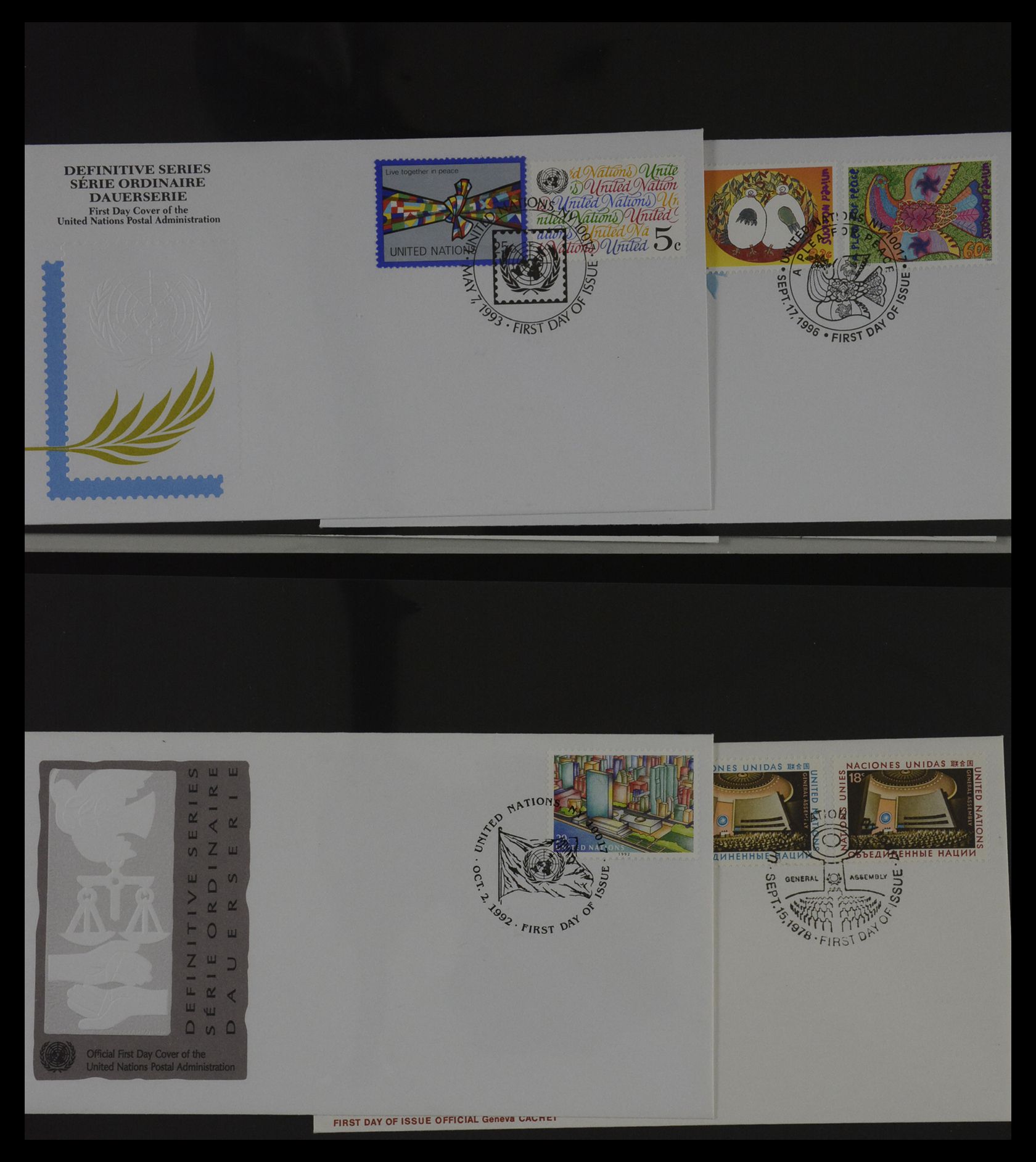 27382 069 - 27382 Verenigde Naties 1957-2003 FDC's.