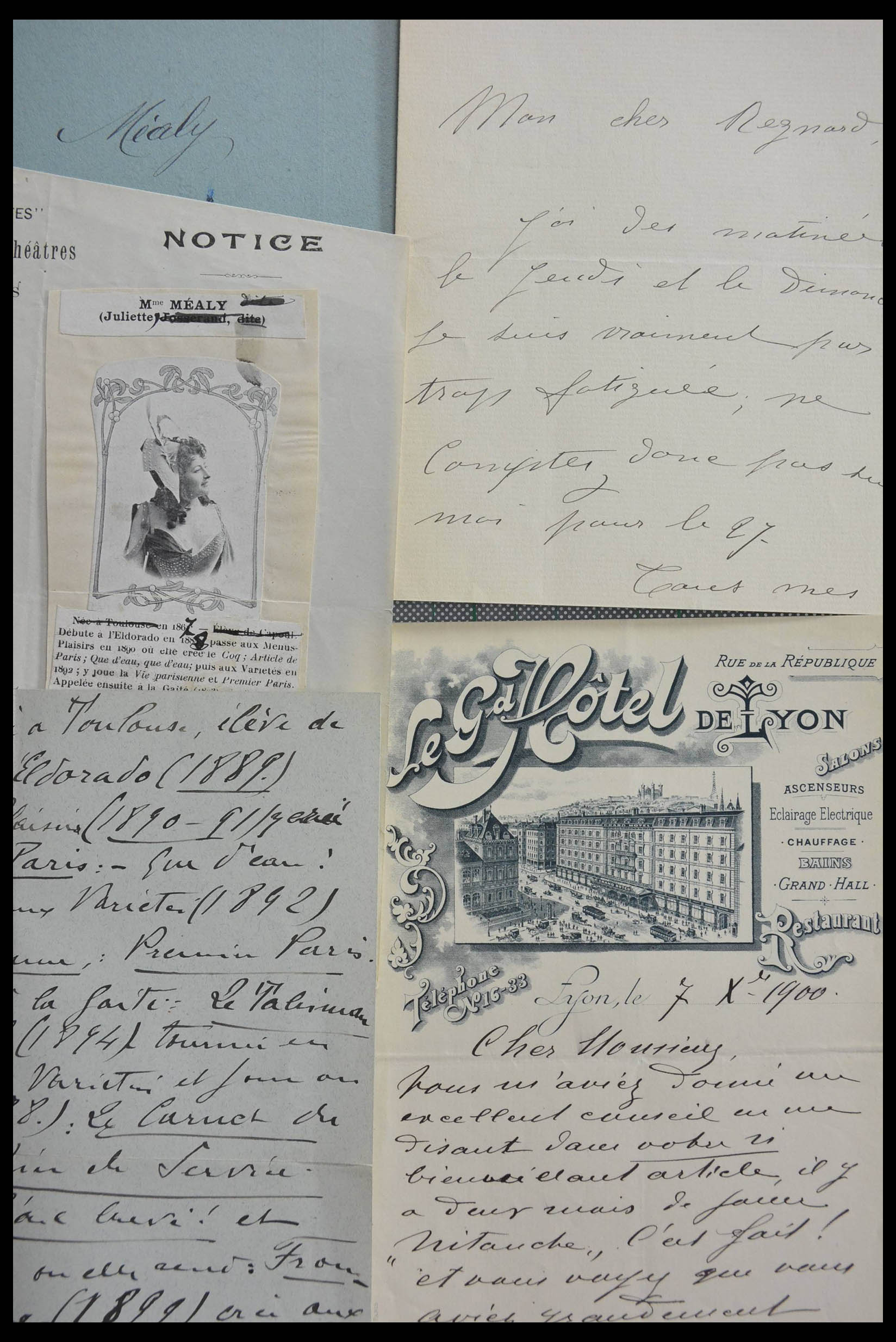 28357 1055 - 28357 France autographs of the 19th and early 20th Century.
