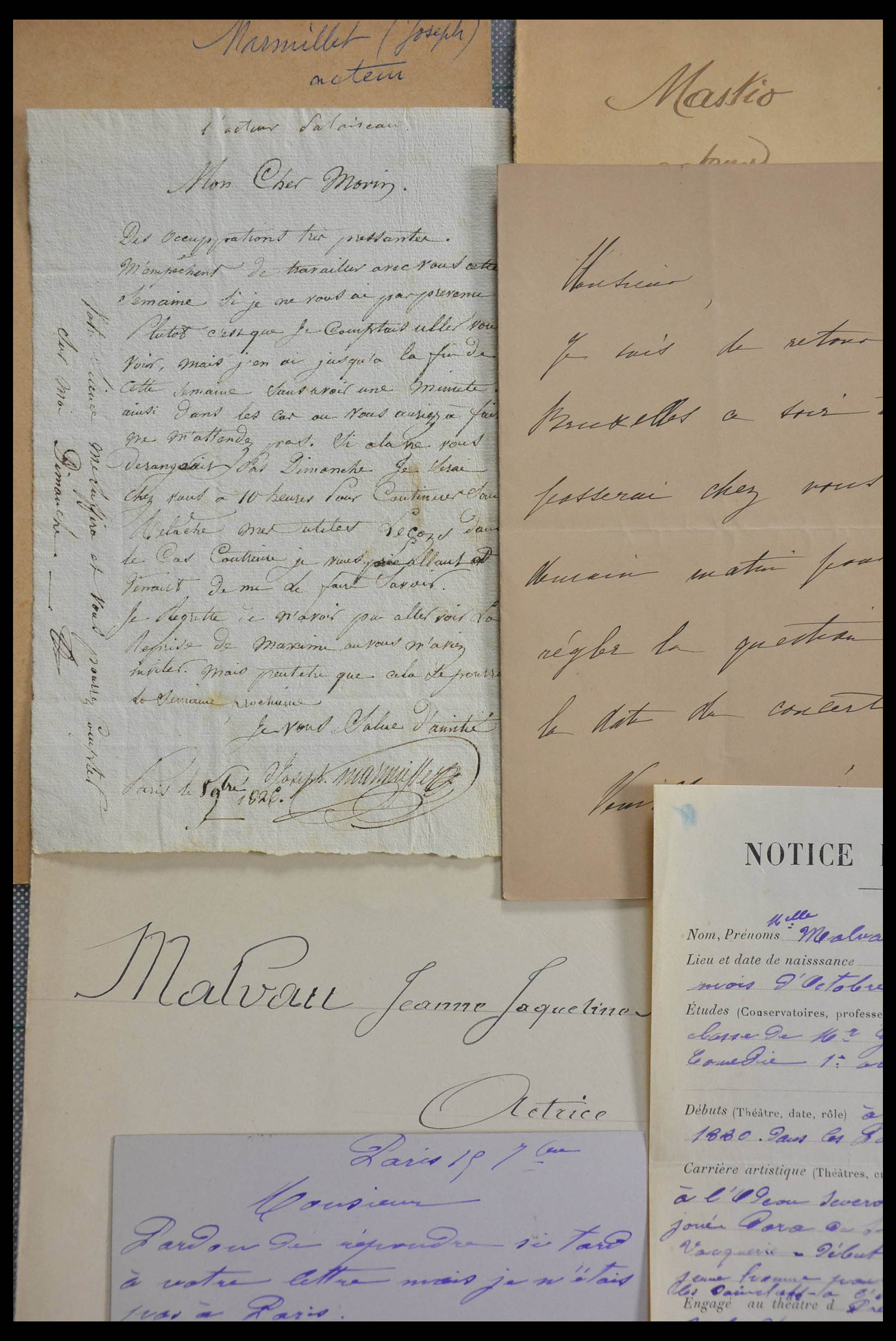 28357 1084 - 28357 Frankrijk handtekeningen 19e/20e eeuw.