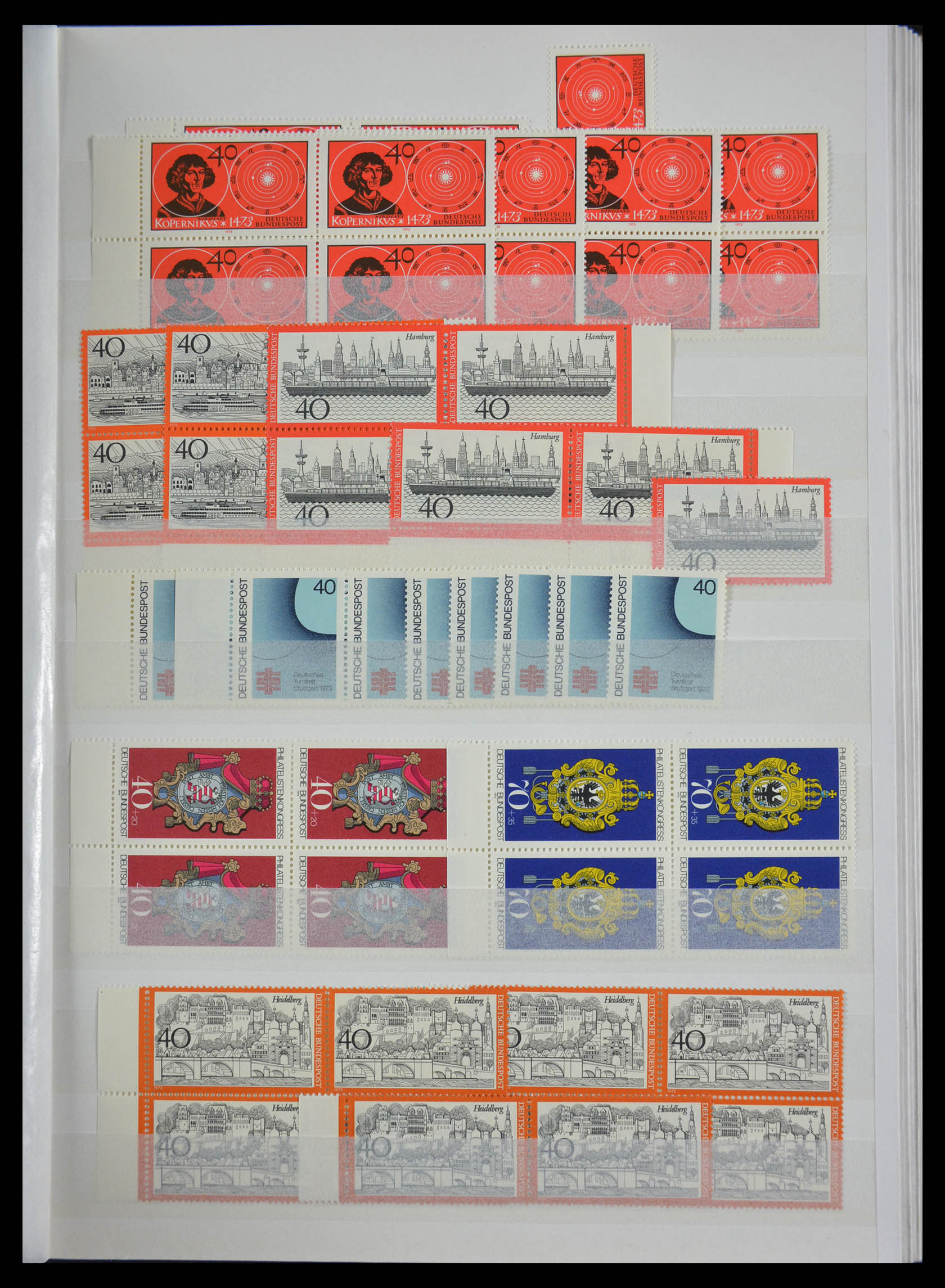 28379 043 - 28379 Bundespost 1958-2000 MNH stock.