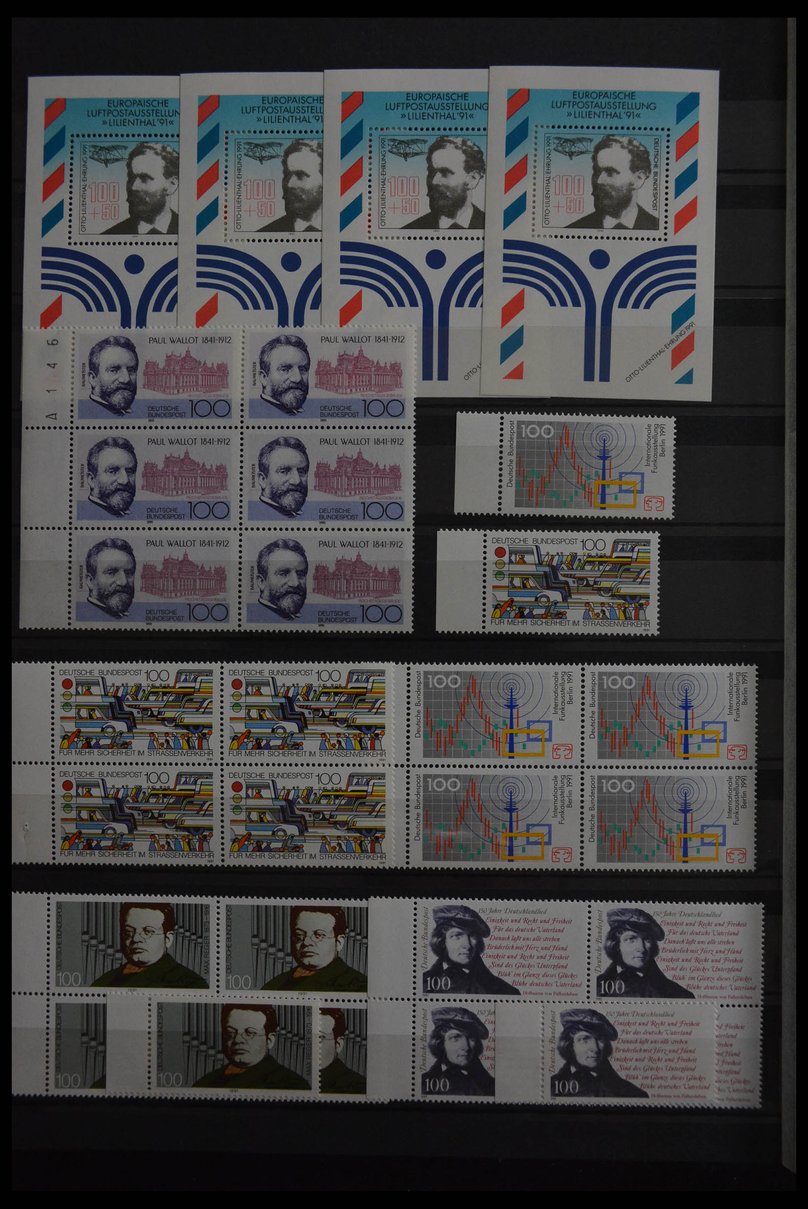 28379 203 - 28379 Bundespost 1958-2000 postfrisse stock.
