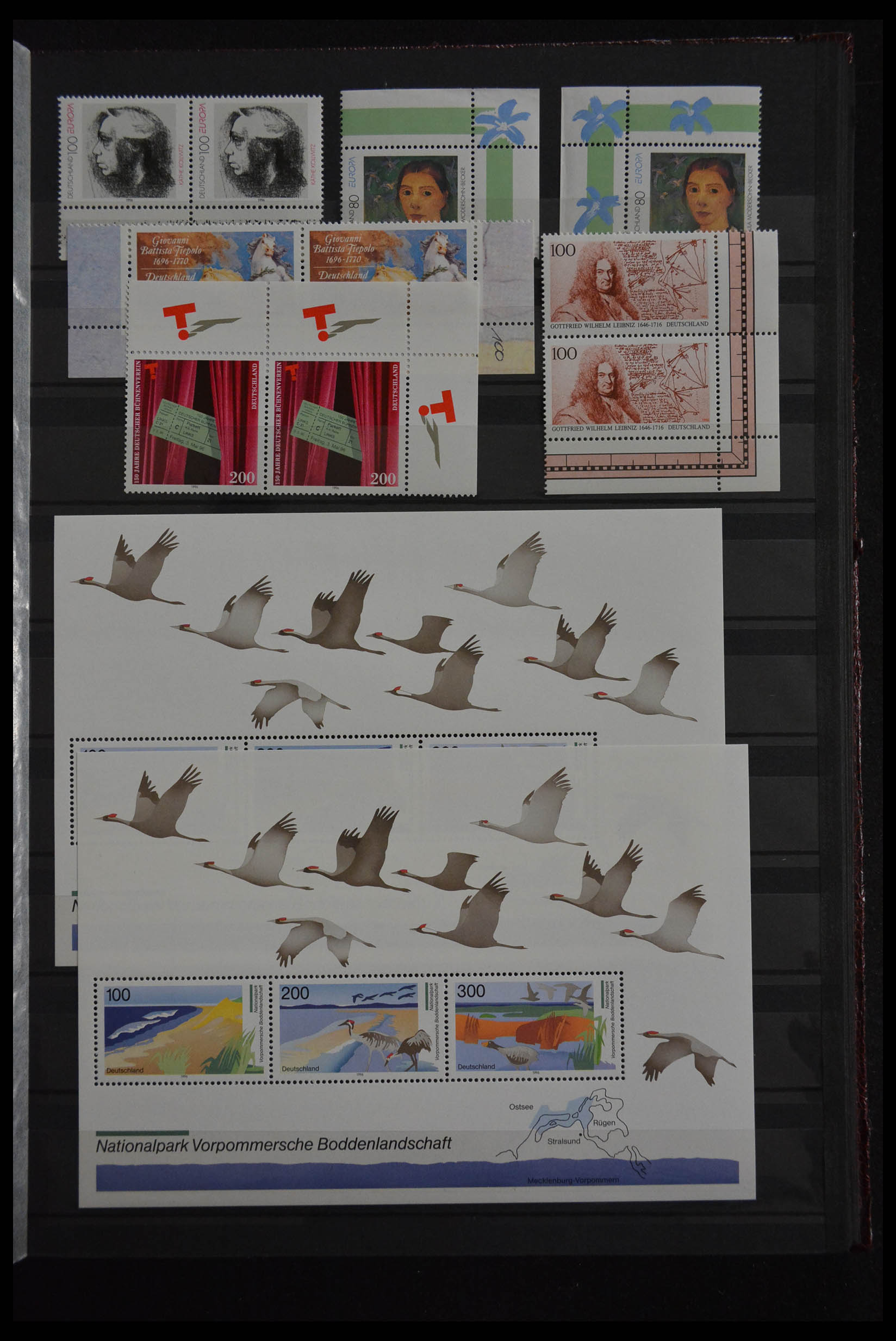 28379 238 - 28379 Bundespost 1958-2000 MNH stock.