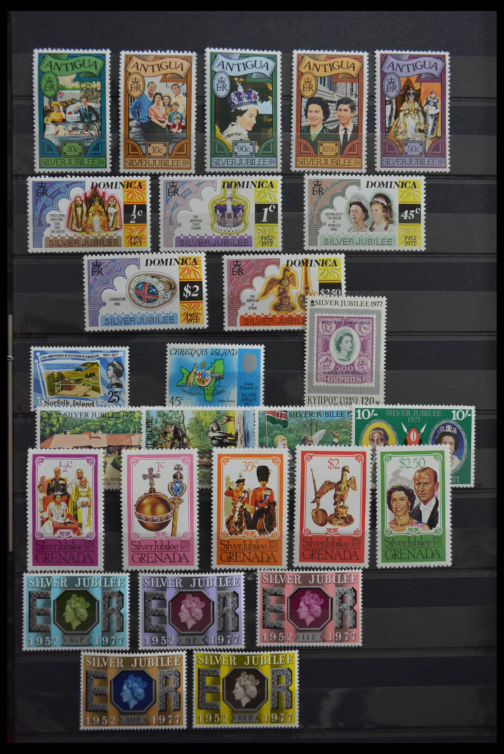 28509 012 - 28509 British Commonwealth MNH.