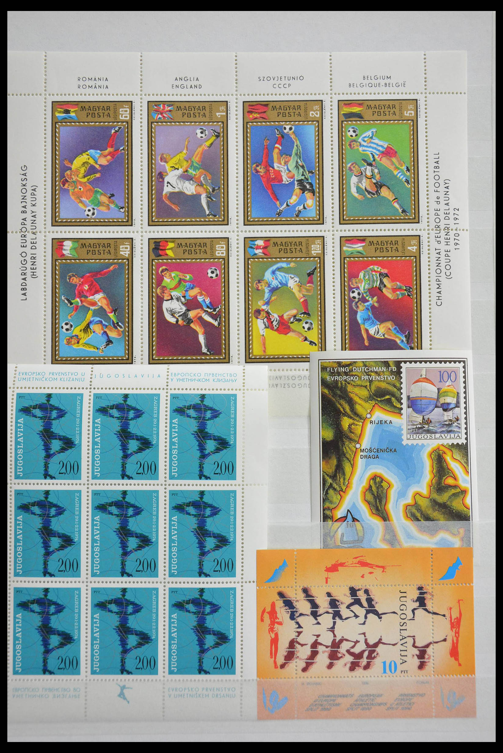 28515 017 - 28515 World souvenir sheets.