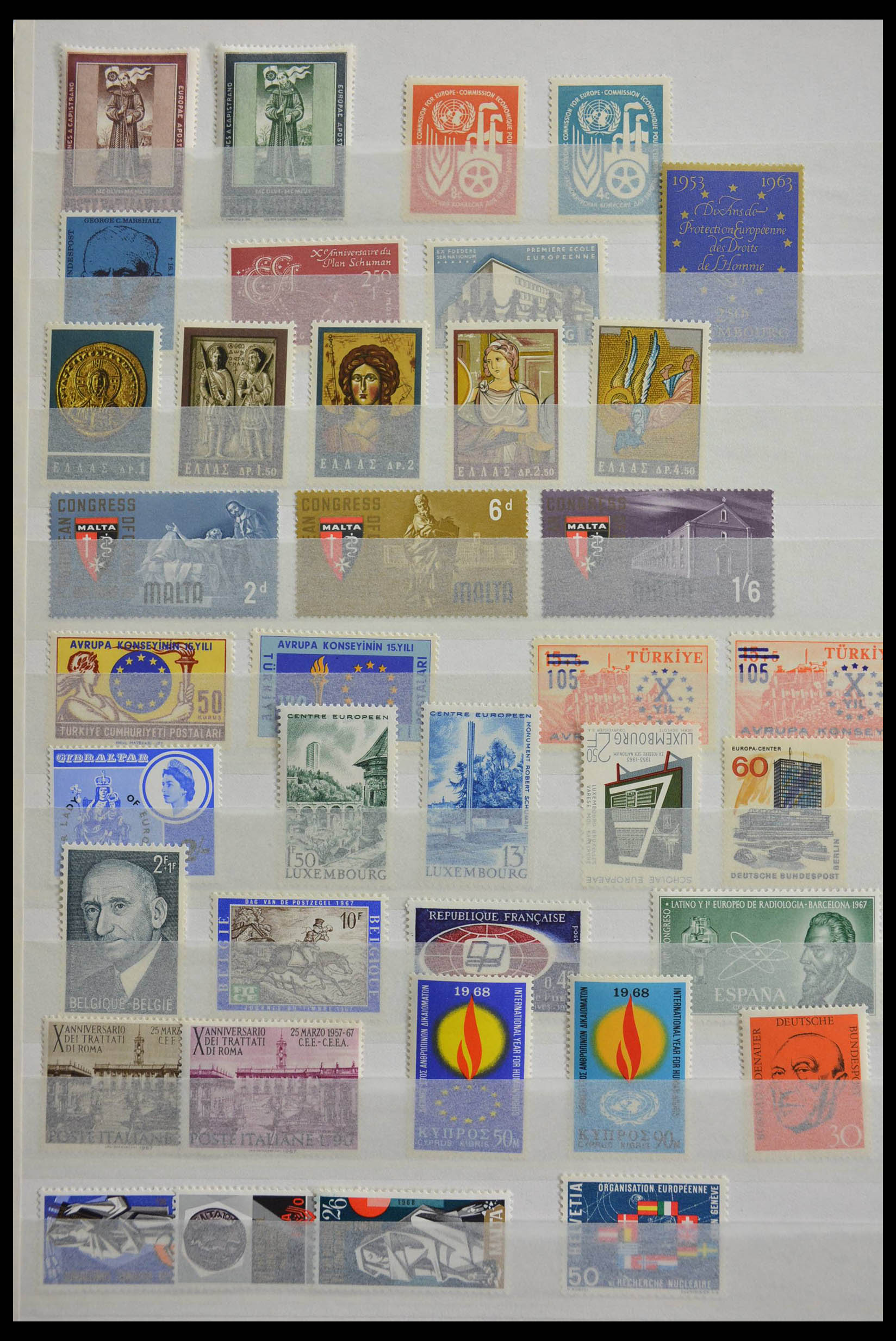 28515 028 - 28515 World souvenir sheets.