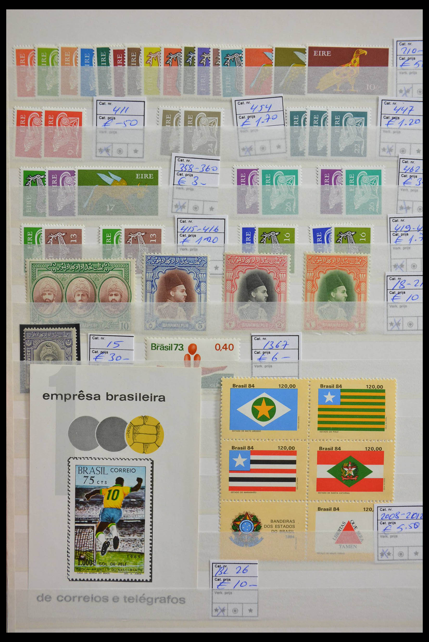 28523 002 - 28523 World MNH.