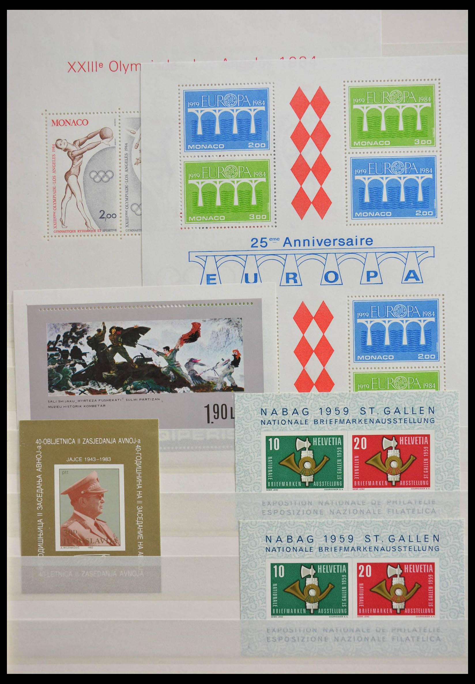 28538 001 - 28538 World souvenir sheets.