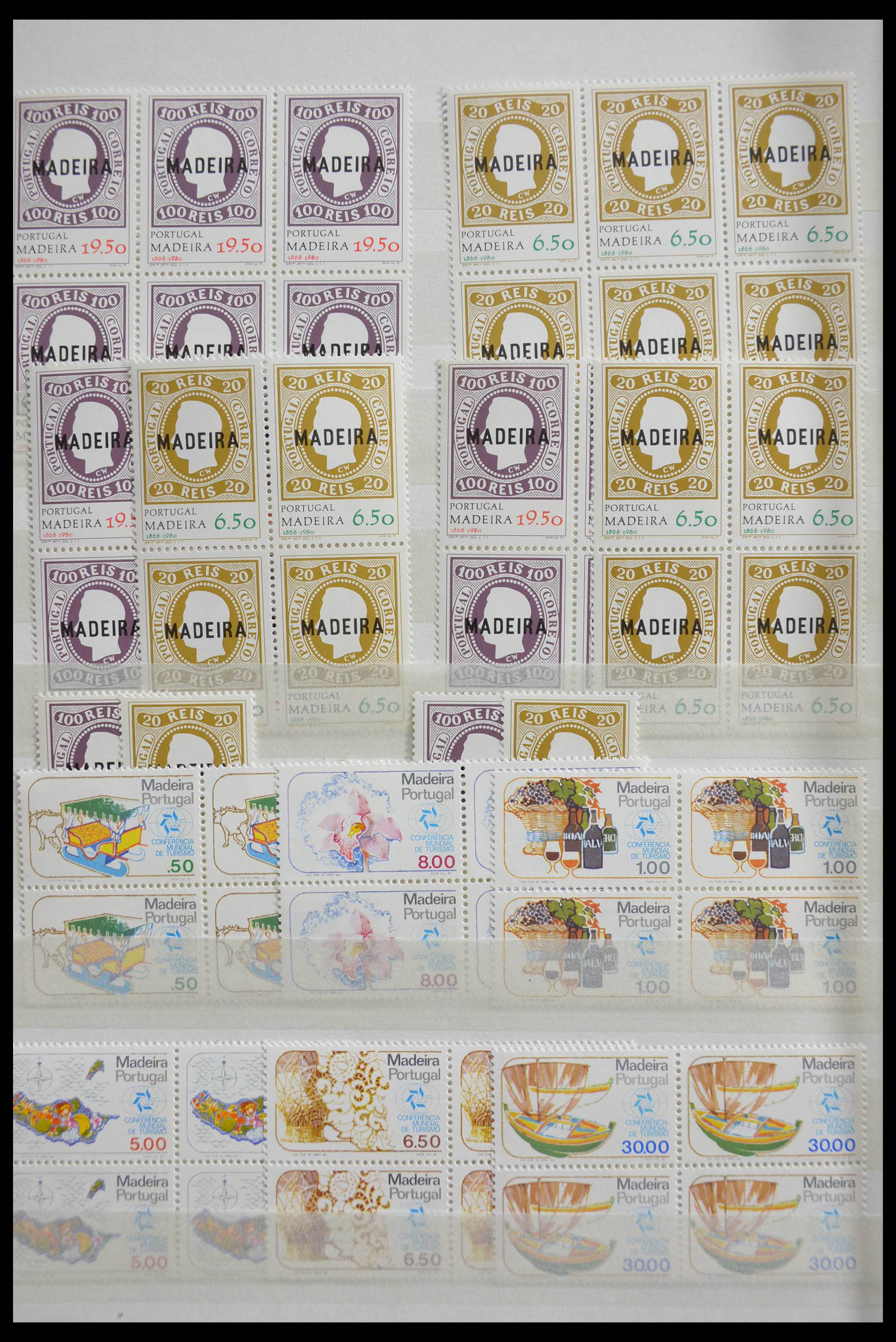 28540 036 - 28540 Portugal souvenir sheets.