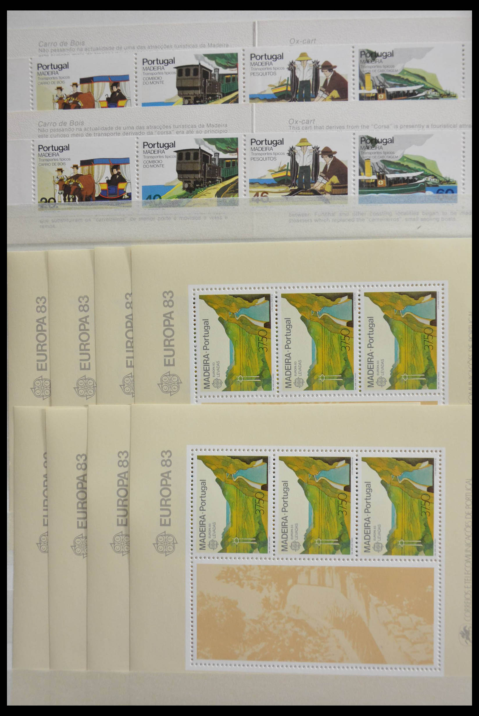 28540 042 - 28540 Portugal souvenir sheets.