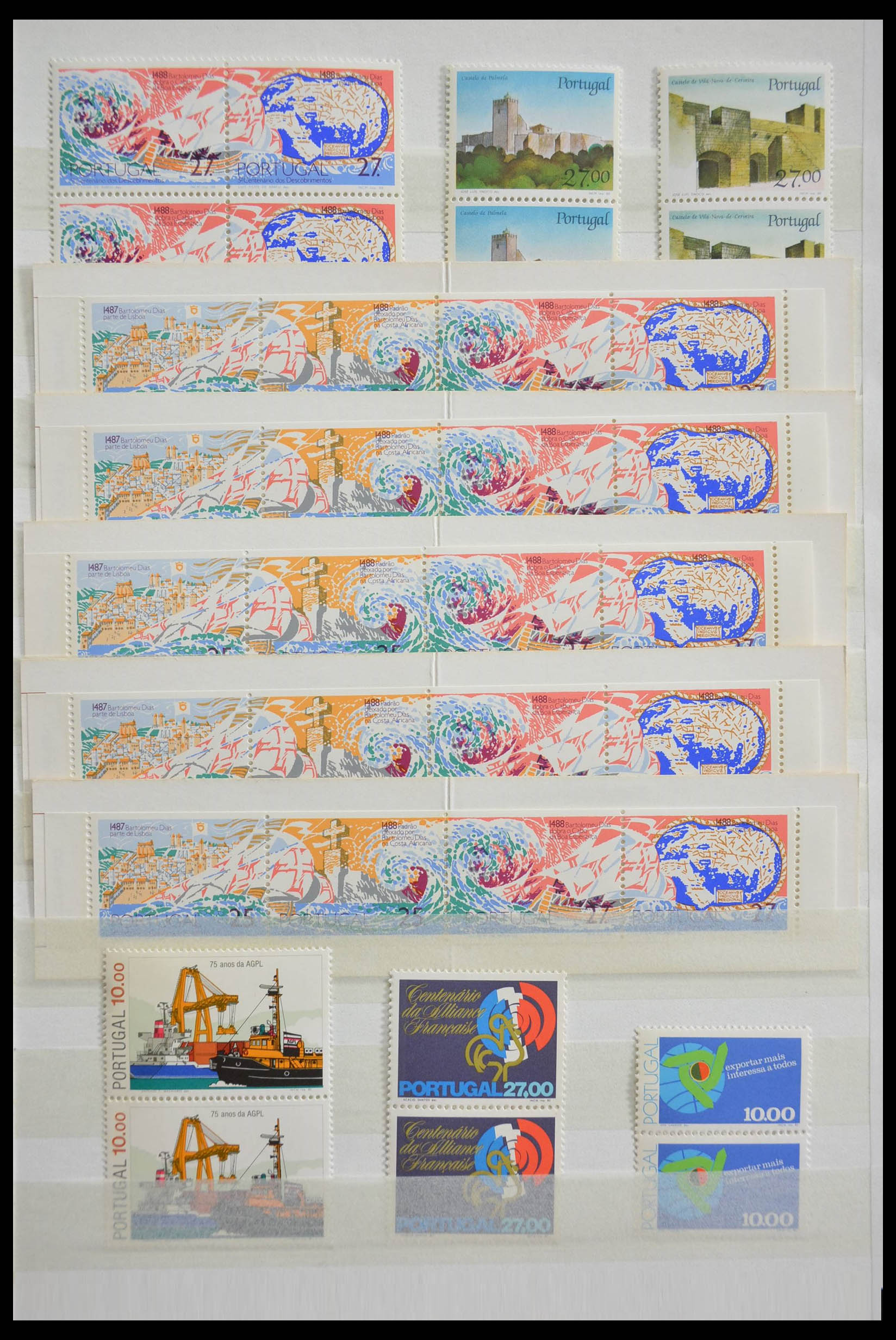 28540 051 - 28540 Portugal souvenir sheets.