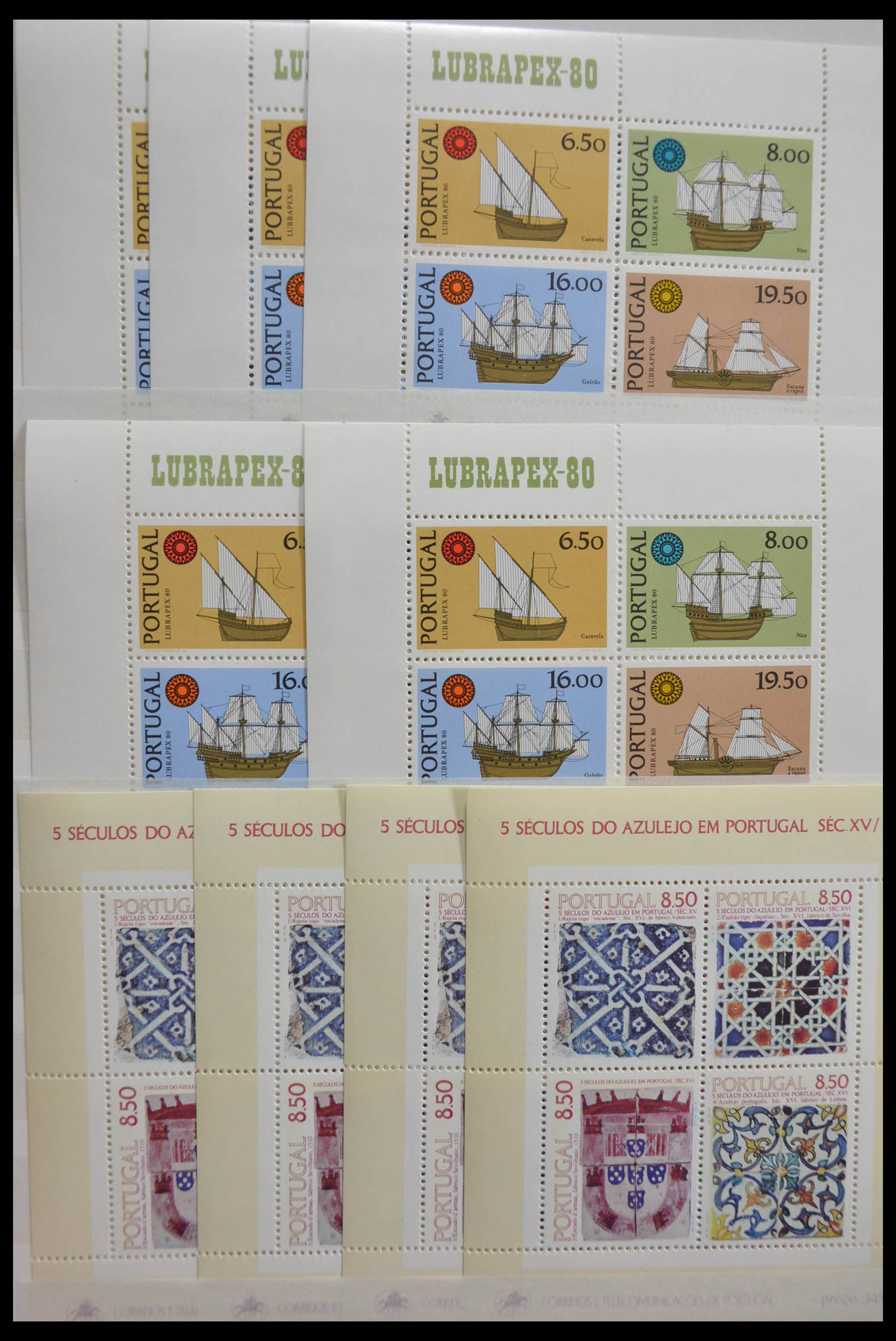 28540 062 - 28540 Portugal souvenir sheets.
