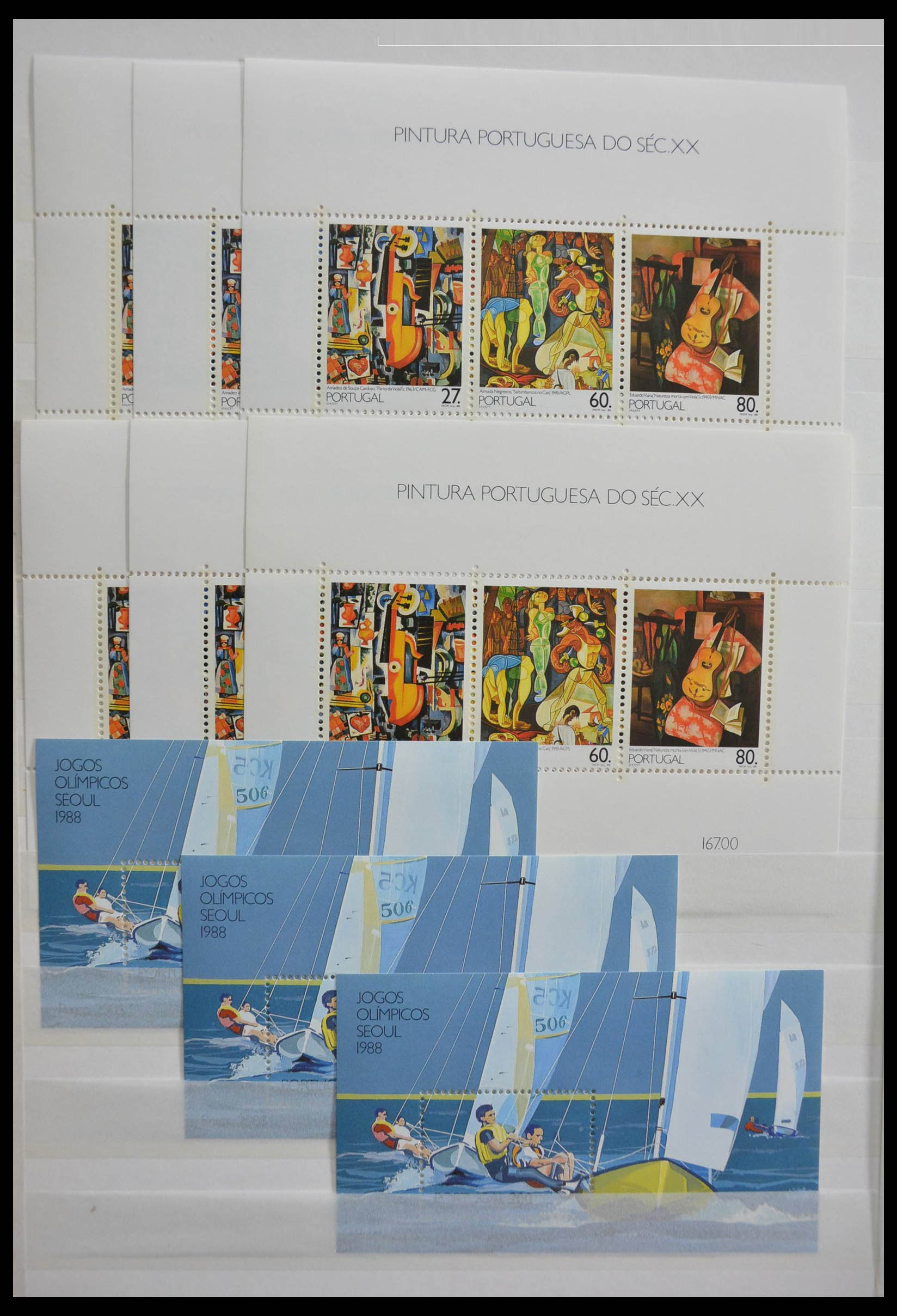 28540 076 - 28540 Portugal souvenir sheets.