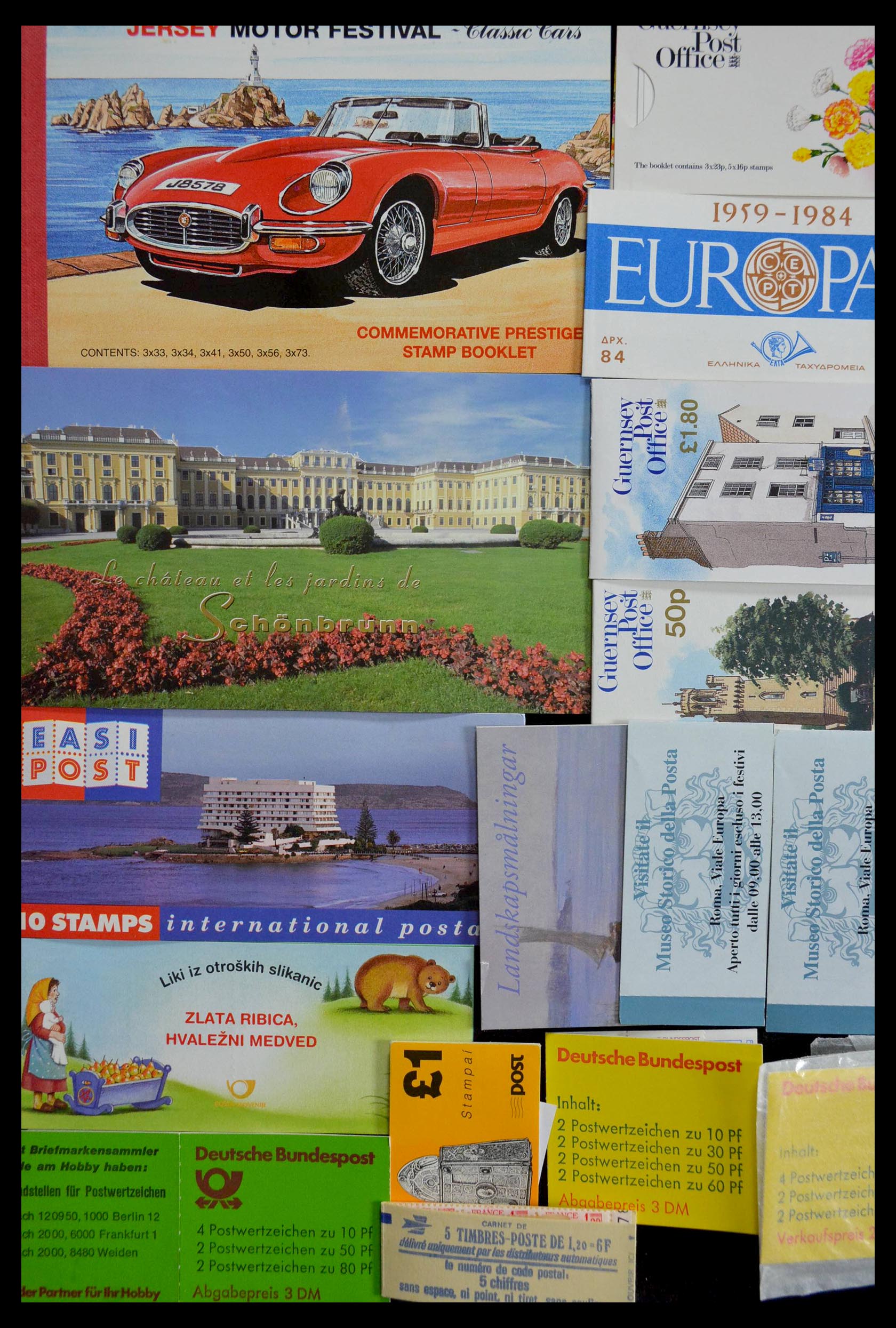 28824 032 - 28824 West Europa postzegelboekjes t/m modern.