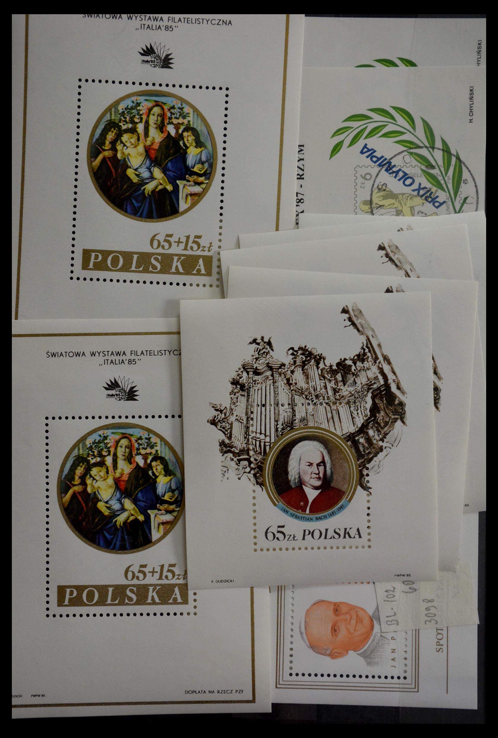 28986 038 - 28986 Souvenir sheets Western Europe.