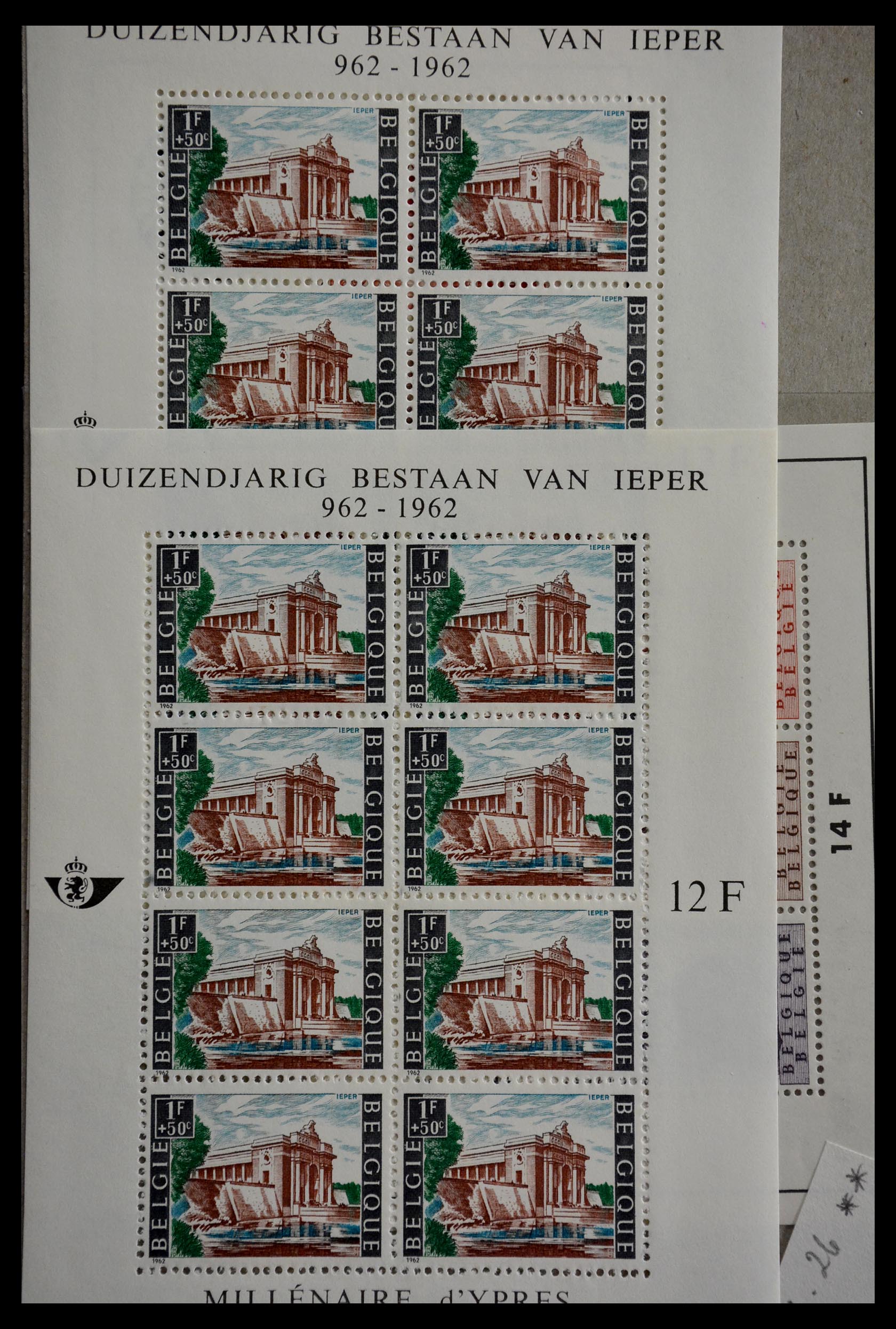 28986 095 - 28986 Souvenir sheets Western Europe.