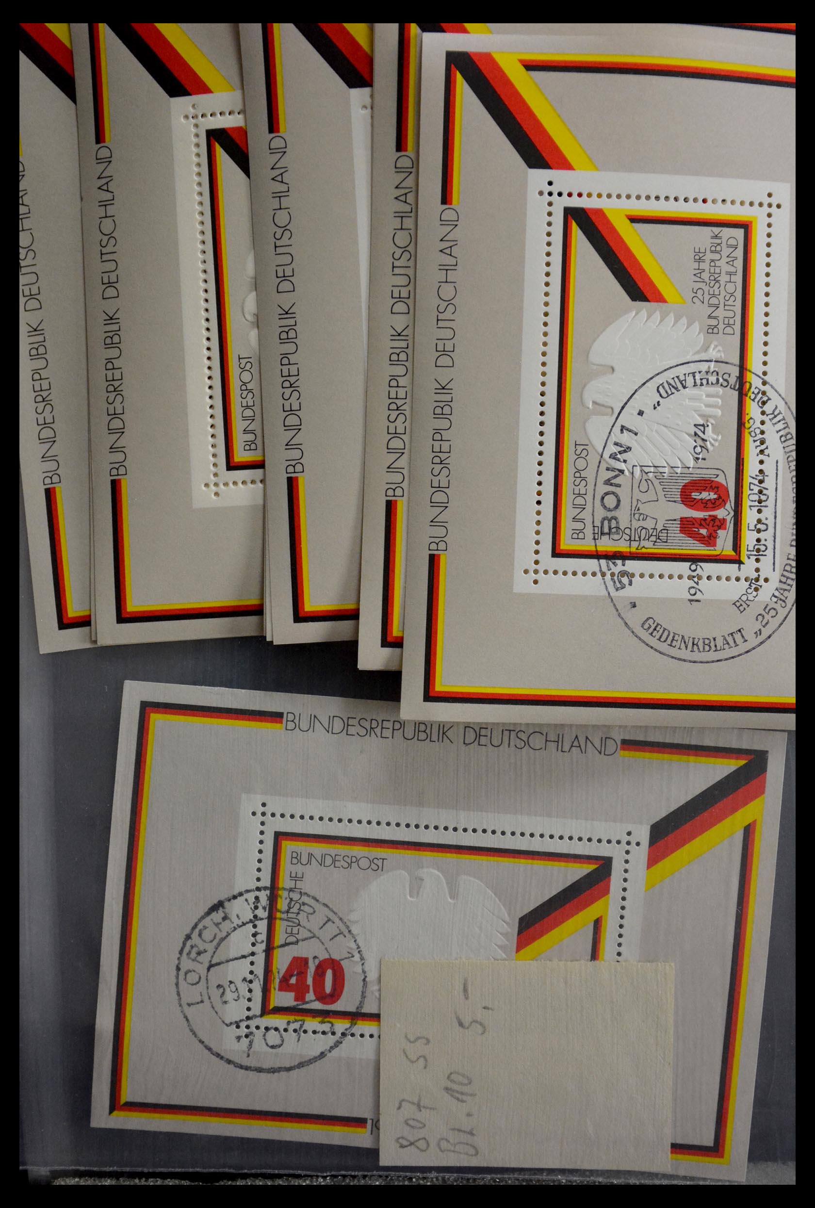28986 188 - 28986 Souvenir sheets Western Europe.
