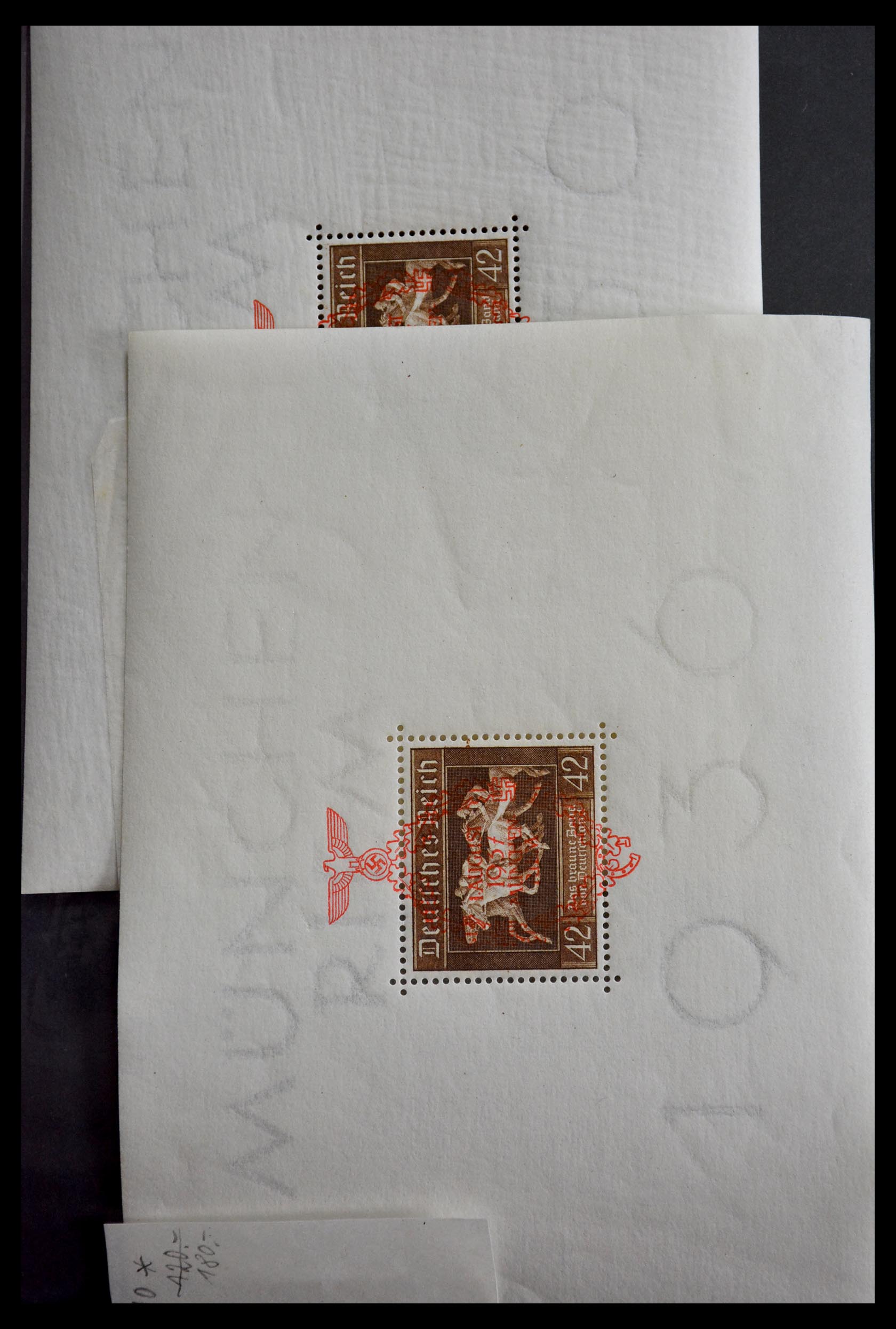 28986 199 - 28986 Souvenir sheets Western Europe.
