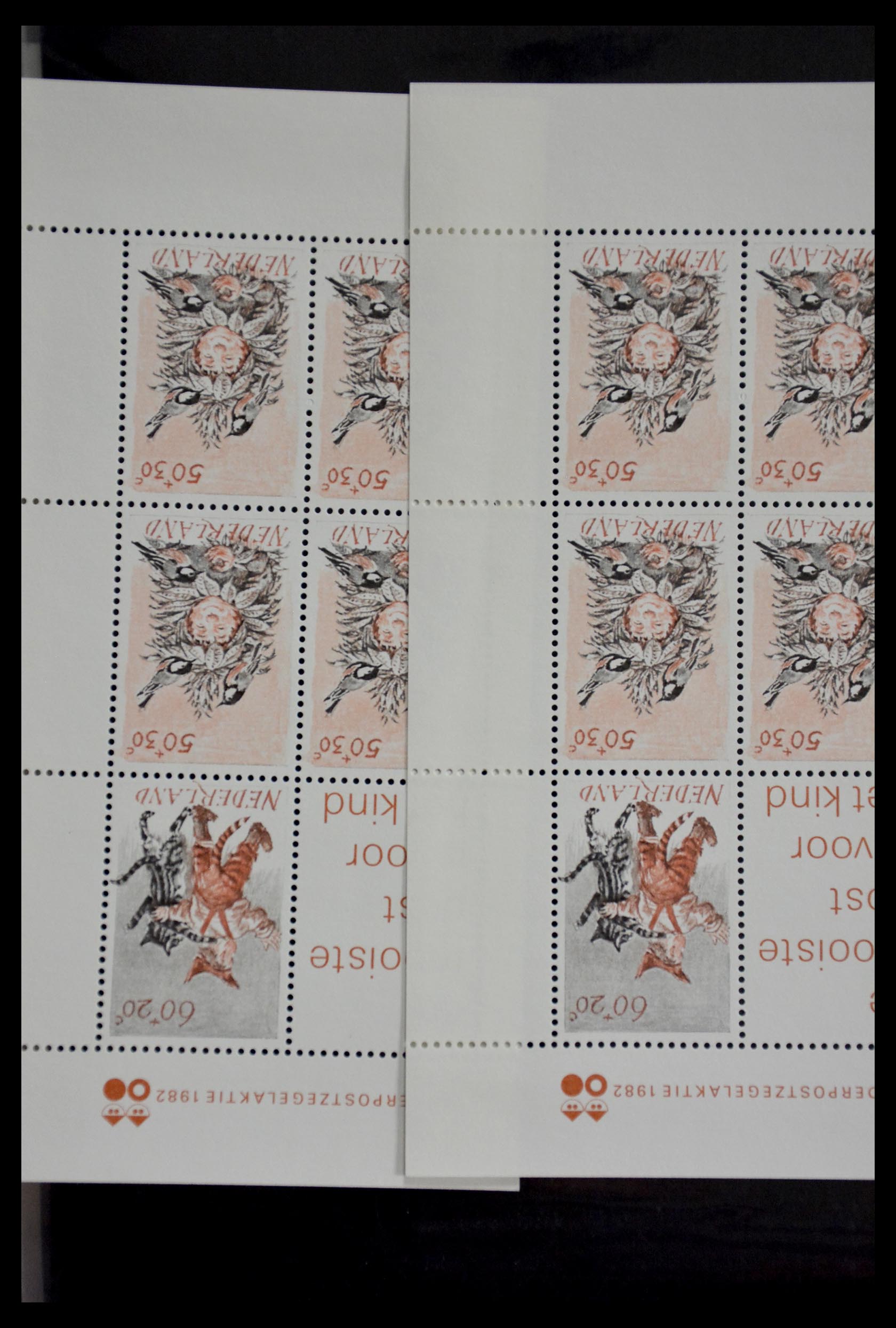 28986 215 - 28986 Souvenir sheets Western Europe.