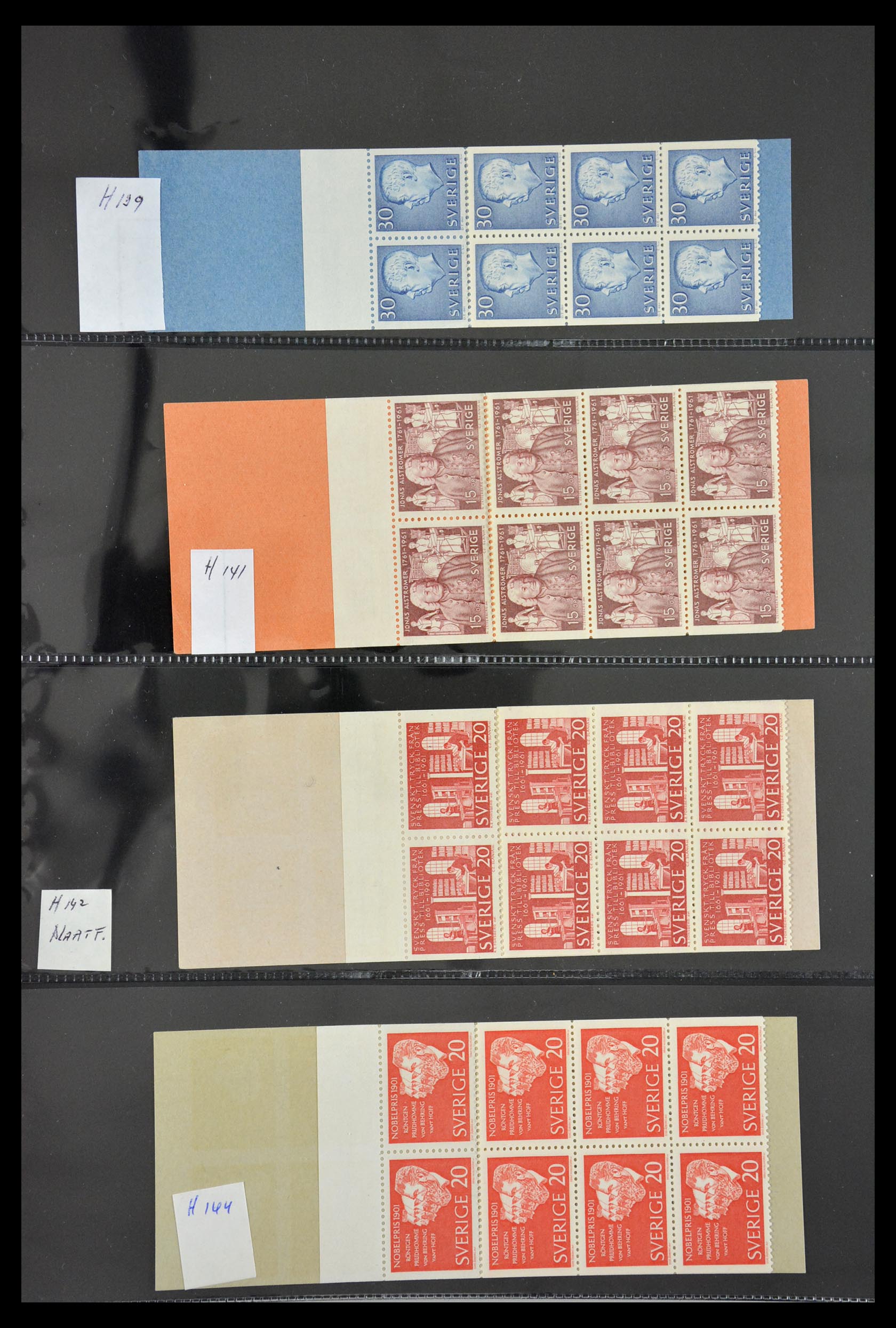29368 029 - 29368 Zweden postzegelboekjes 1942-1996.