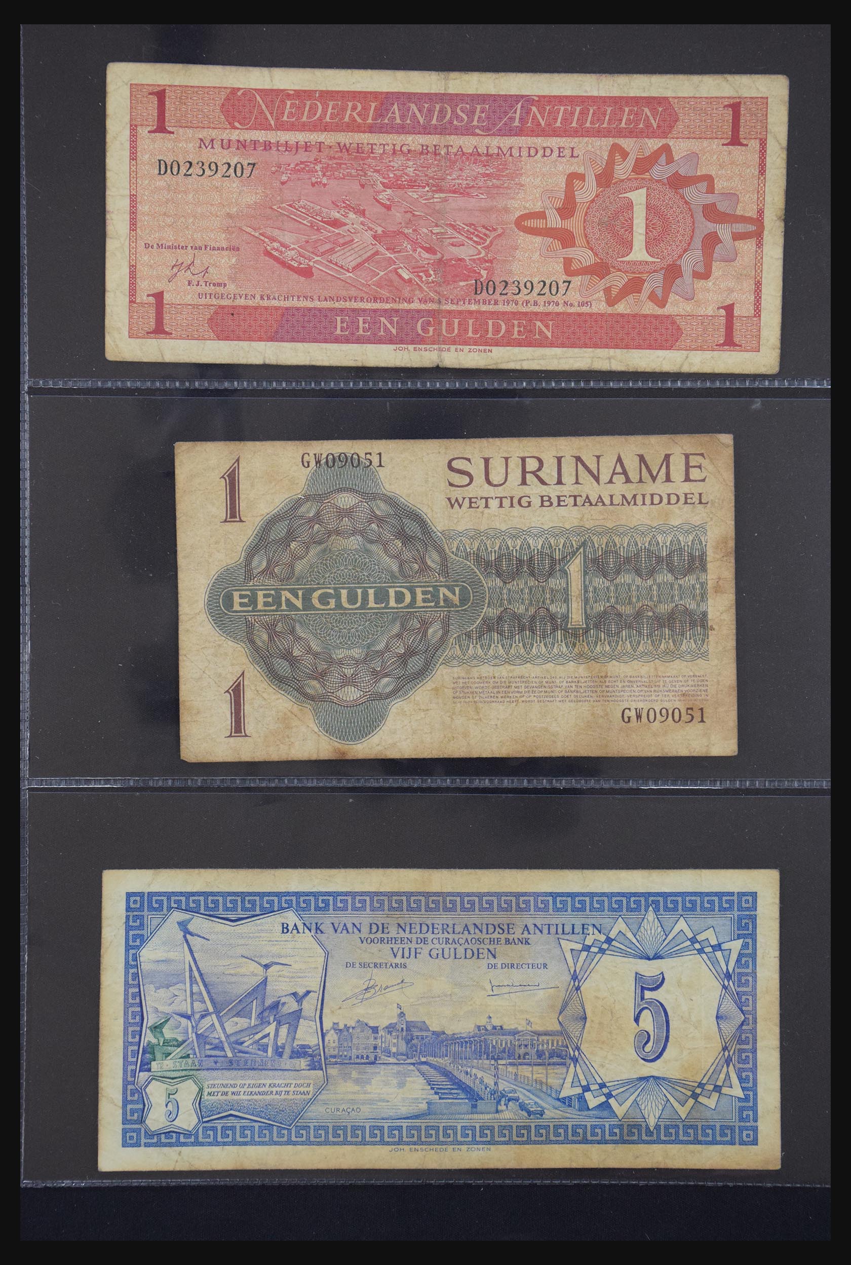 29404 047 - 29404 Netherlands banknotes 1924-1997.