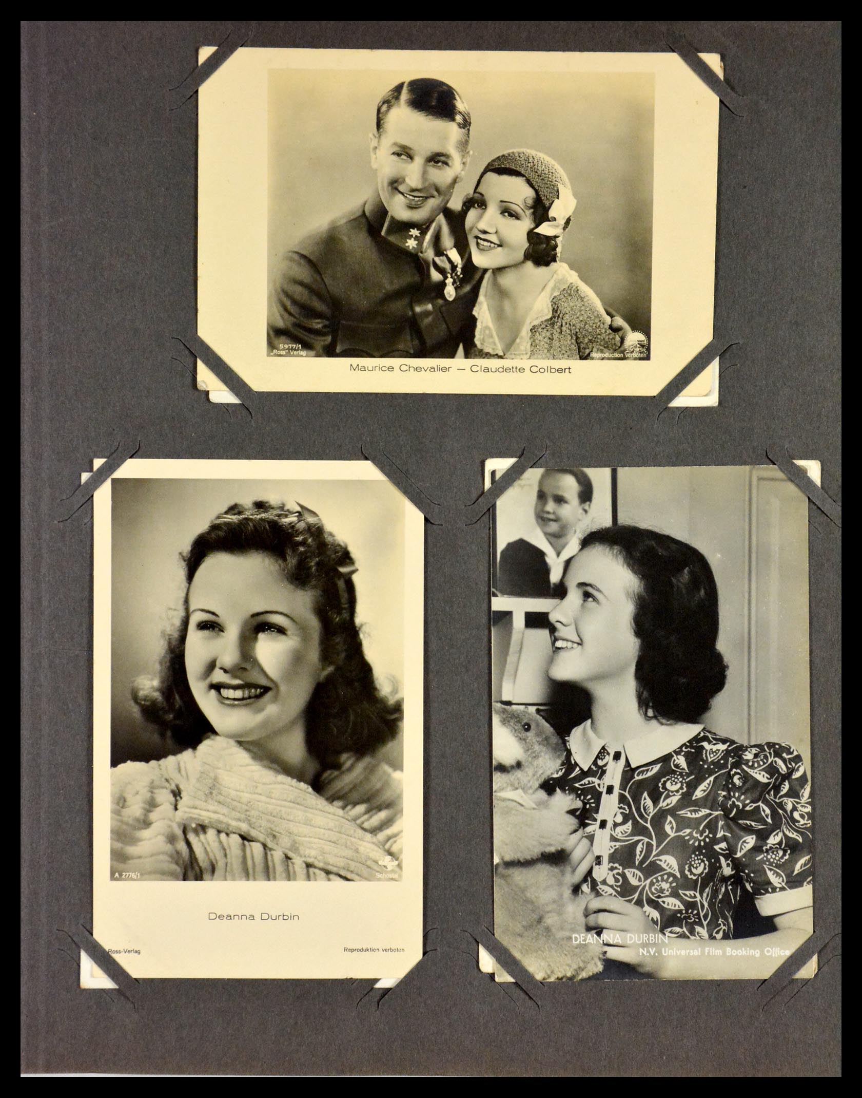 29518 022 - 29518 Netherlands picture postcards 1939-1940.
