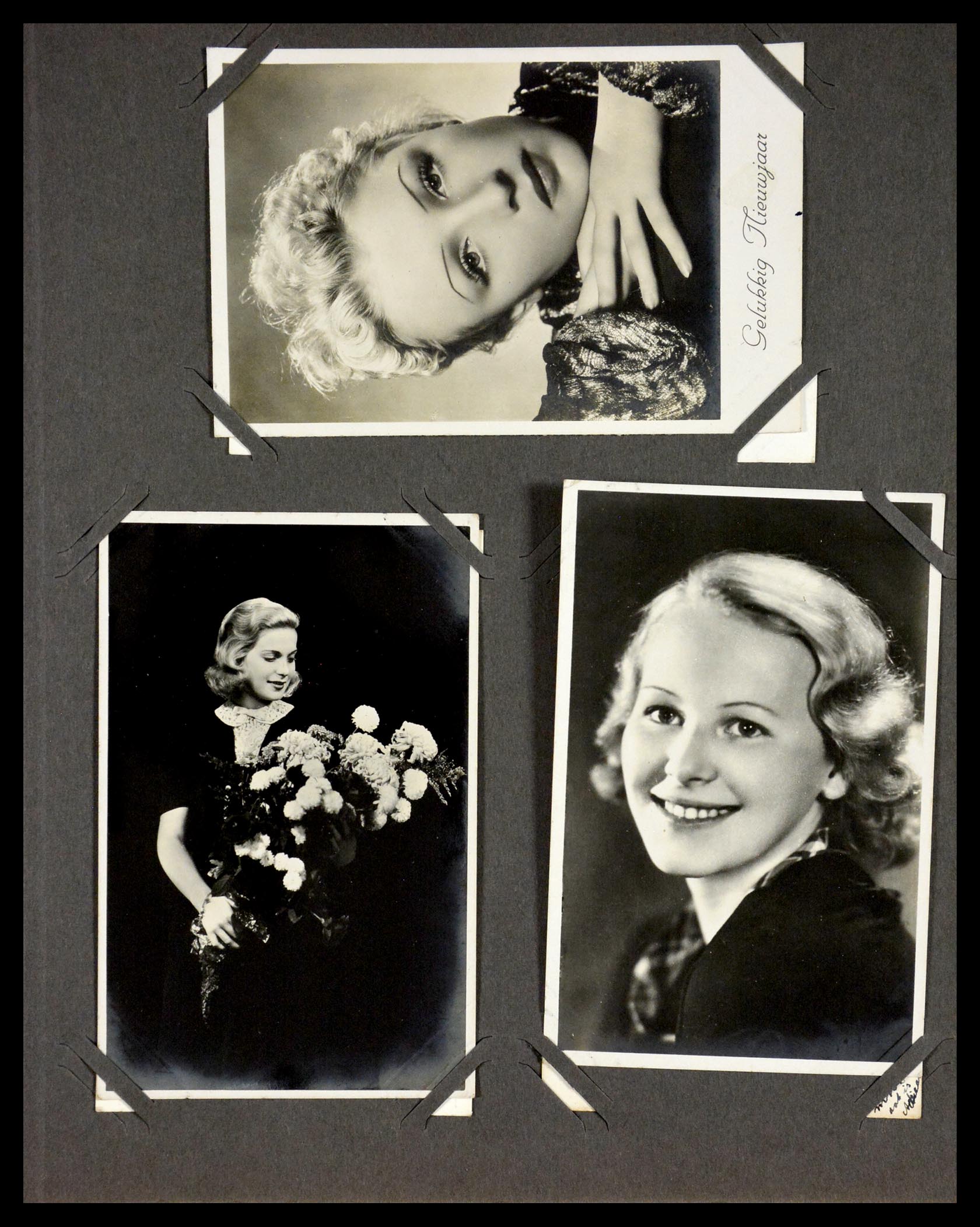 29518 046 - 29518 Netherlands picture postcards 1939-1940.