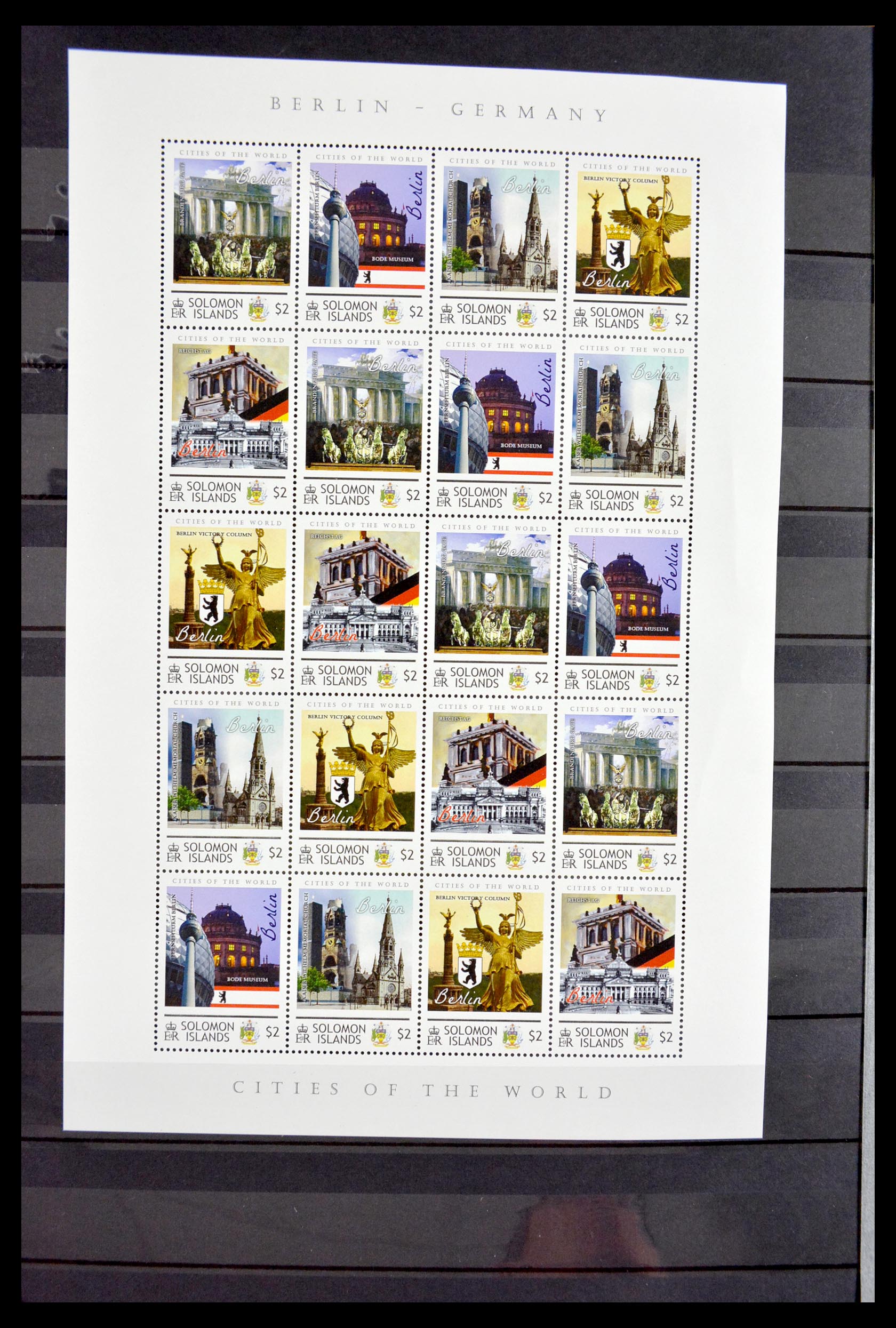 29584 026 - 29584 World souvenir sheets 1980-2011.