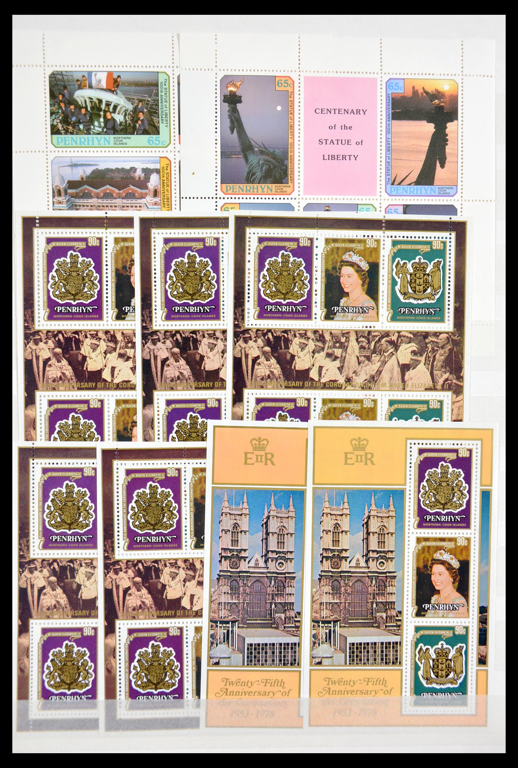 29584 077 - 29584 World souvenir sheets 1980-2011.