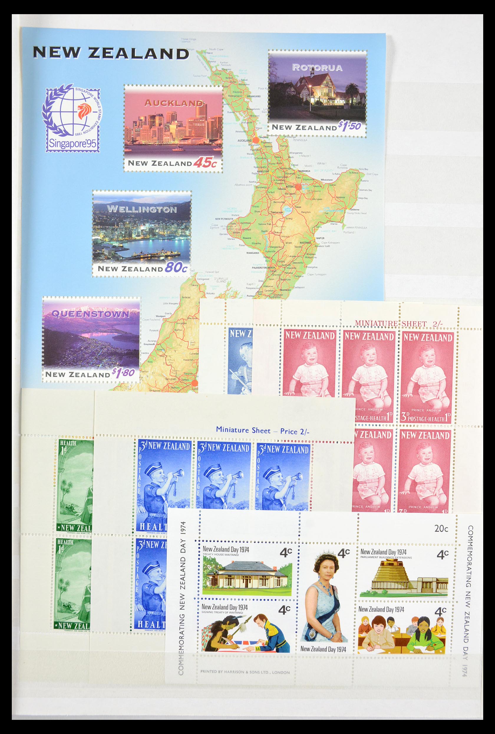 29584 094 - 29584 World souvenir sheets 1980-2011.