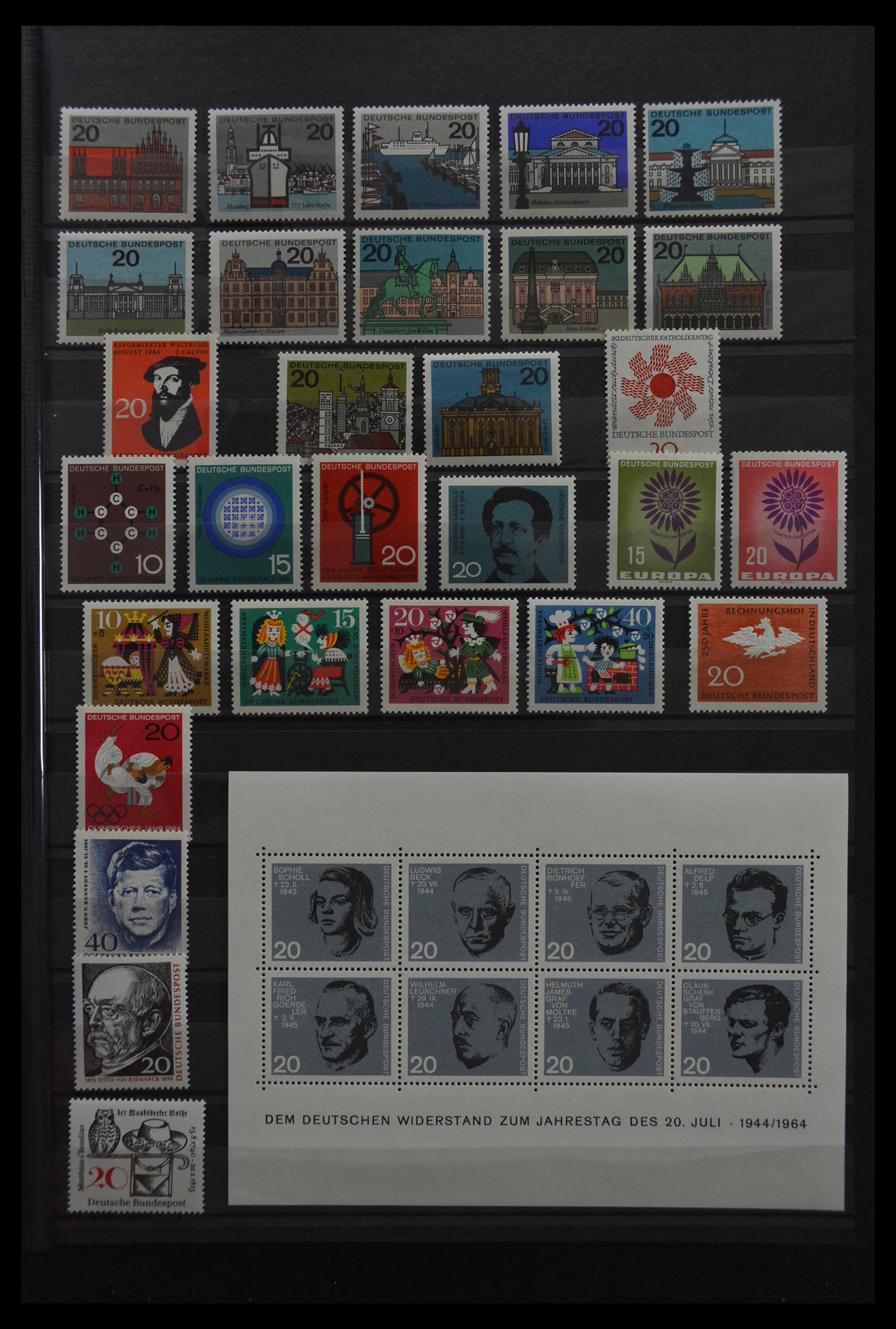 29748 007 - 29748 Bundespost 1952-1997.