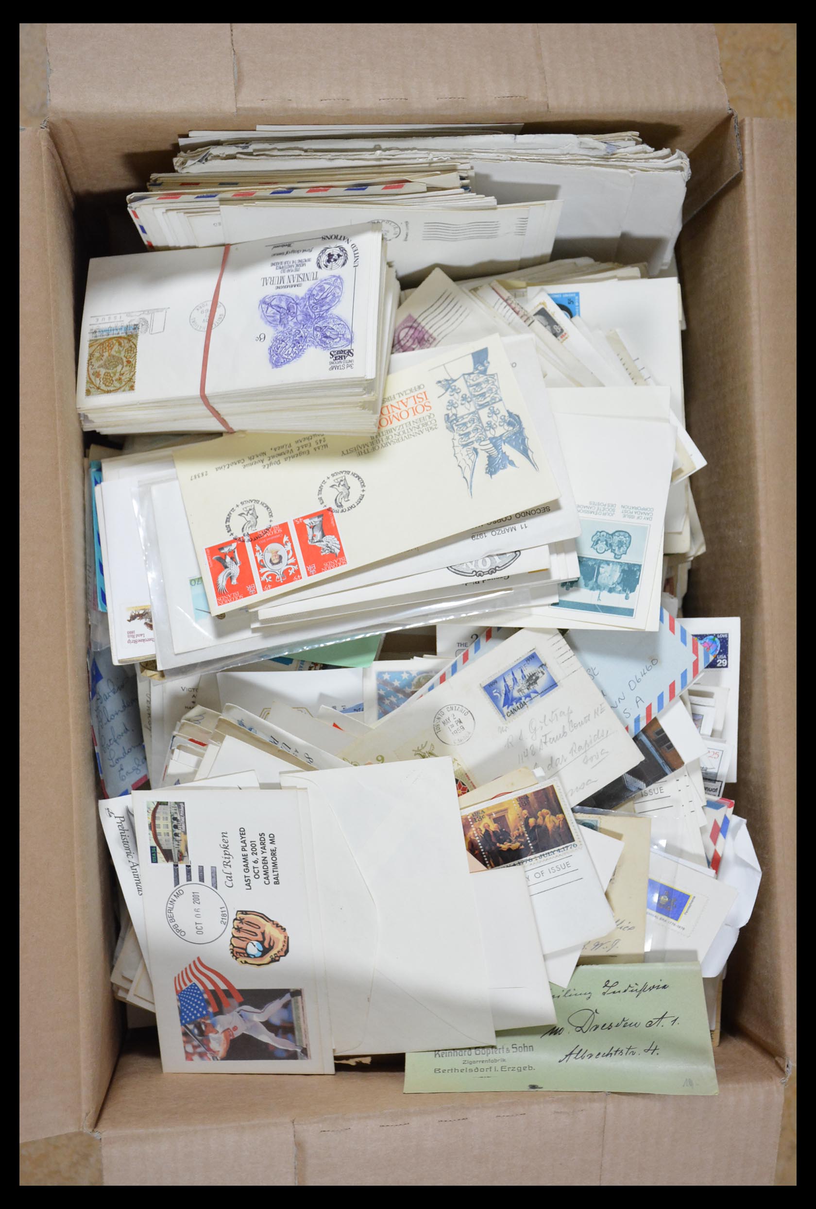 29981 002 - 29981 Wereld brieven/fdc's 1920-2000.
