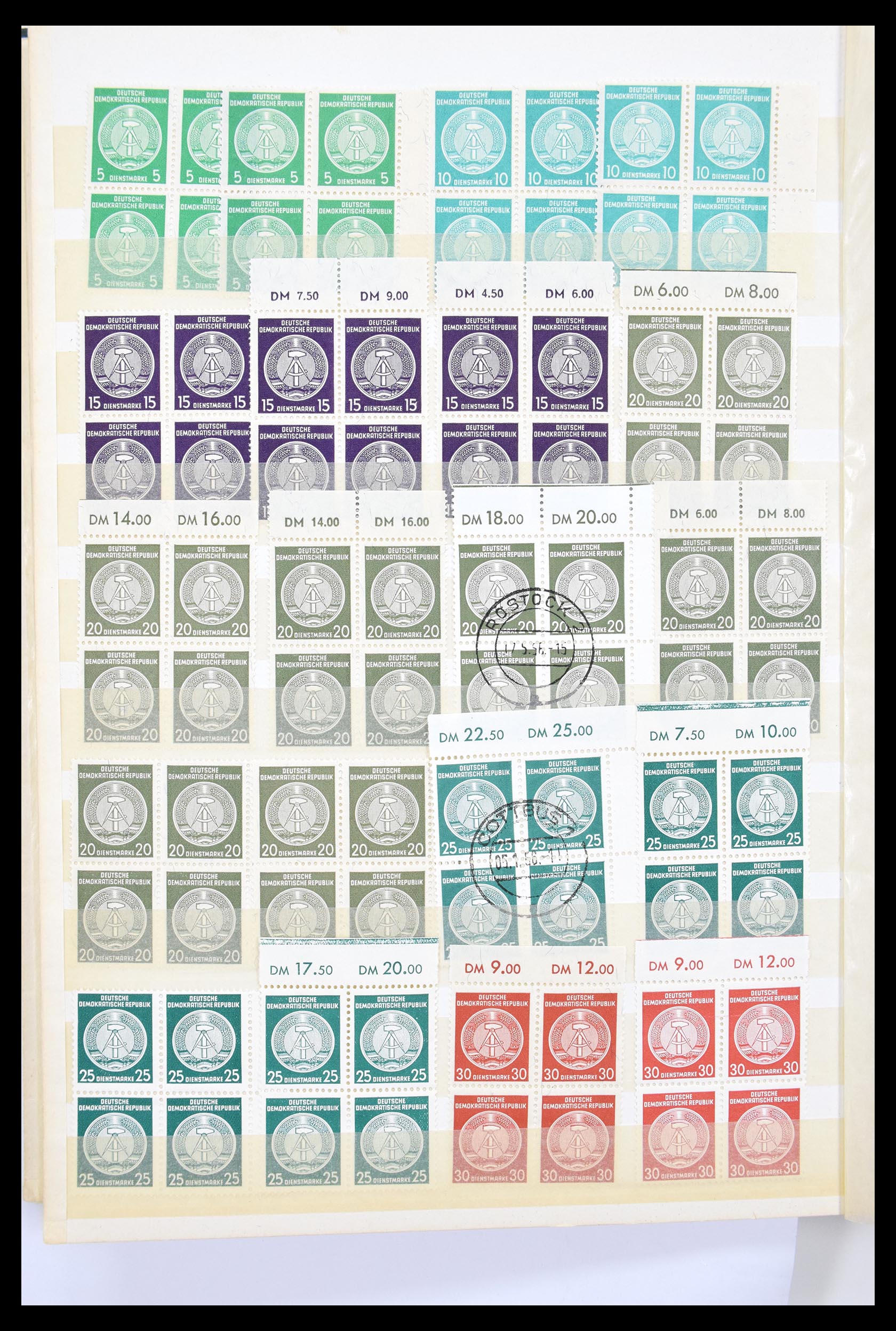 30343 778 - 30343 DDR gigantische stock 1949-1990.