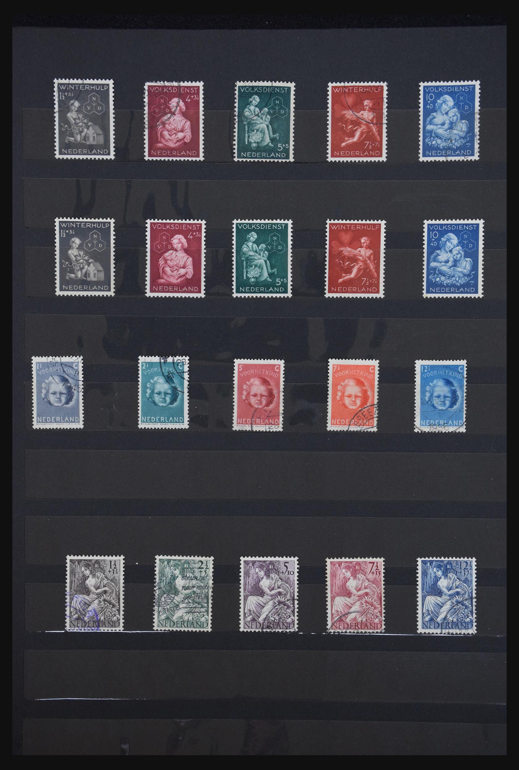 31327 024 - 31327 Nederland 1852-1951.