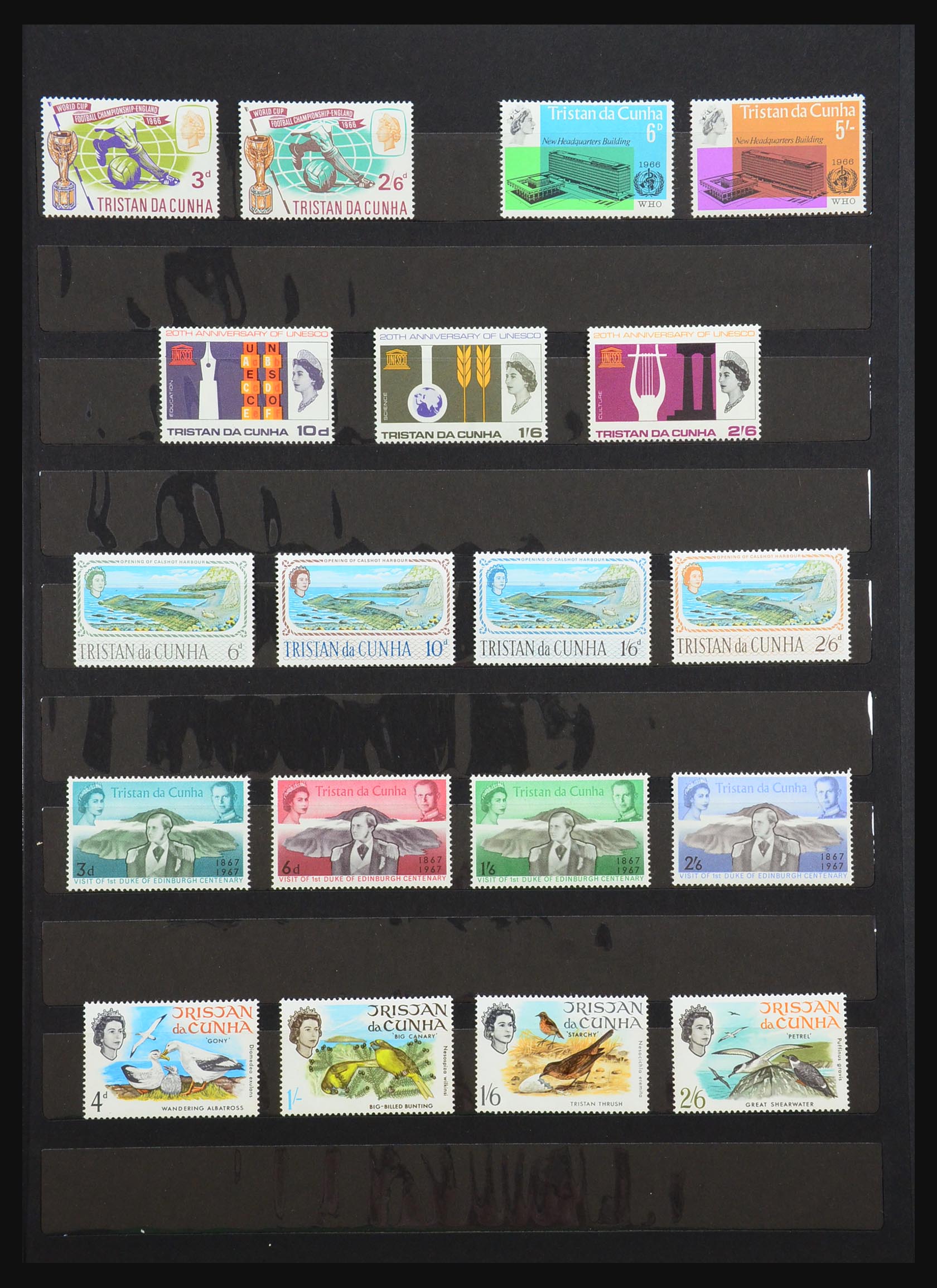 31331 005 - 31331 Tristan da Cunha 1952-1988.