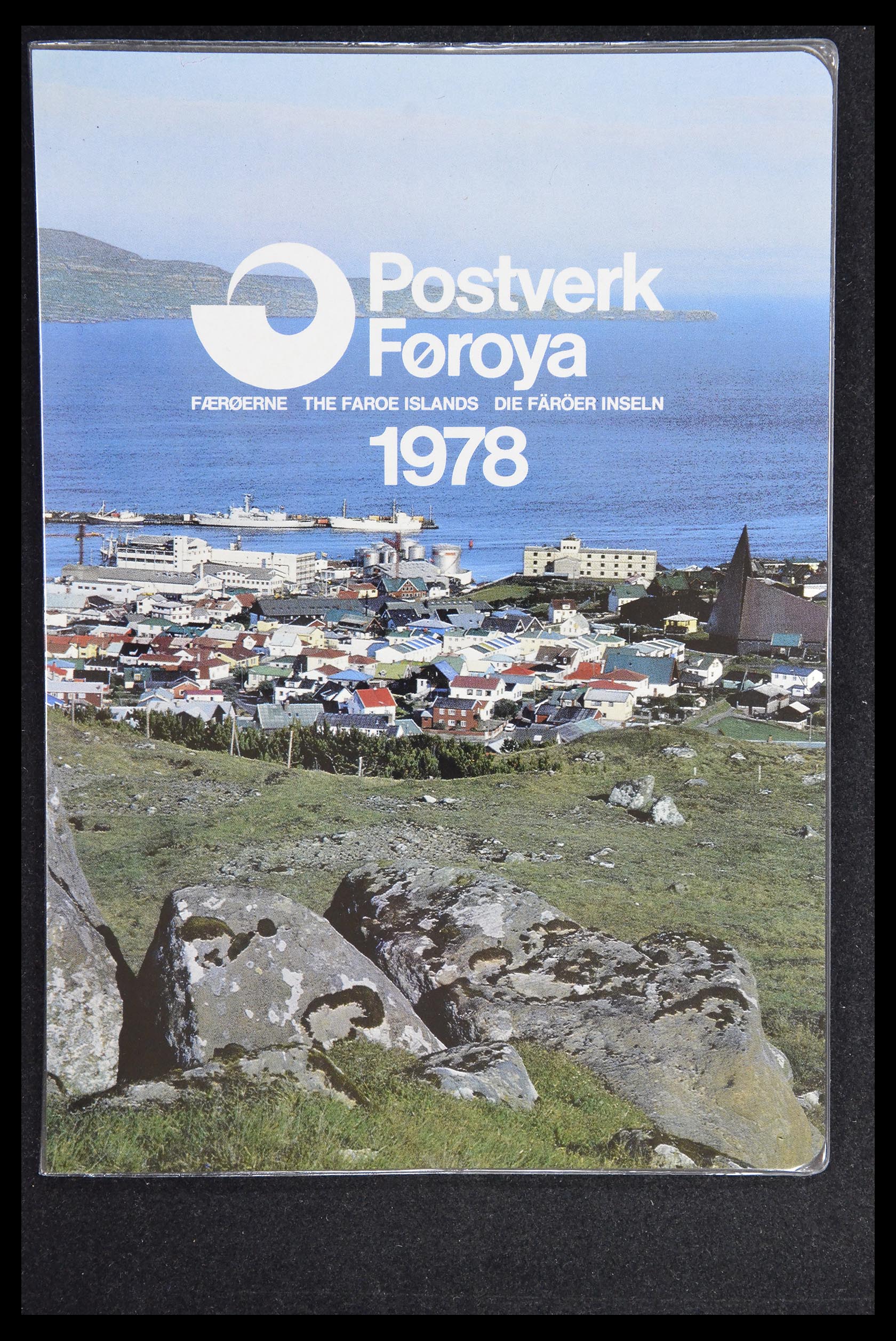 31376 003 - 31376 Faroe Islands 1975-2000.