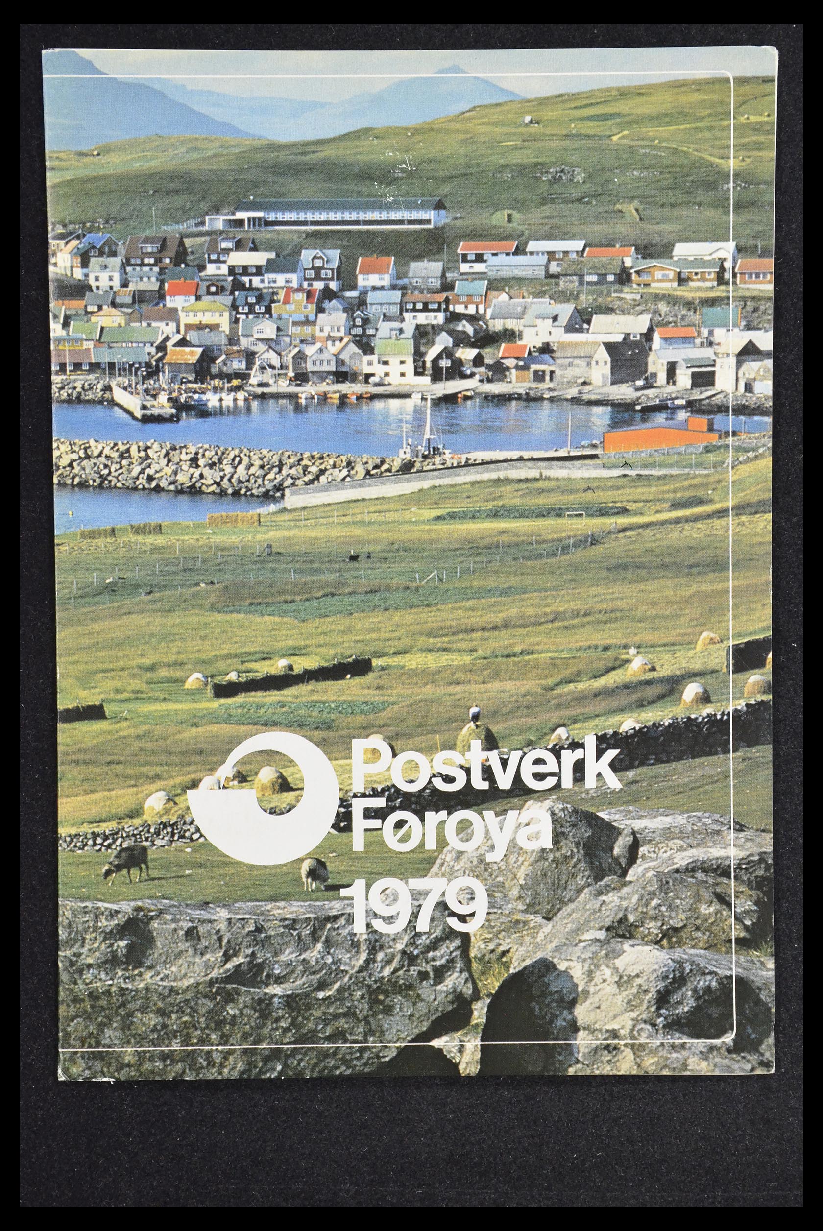31376 004 - 31376 Faroe Islands 1975-2000.