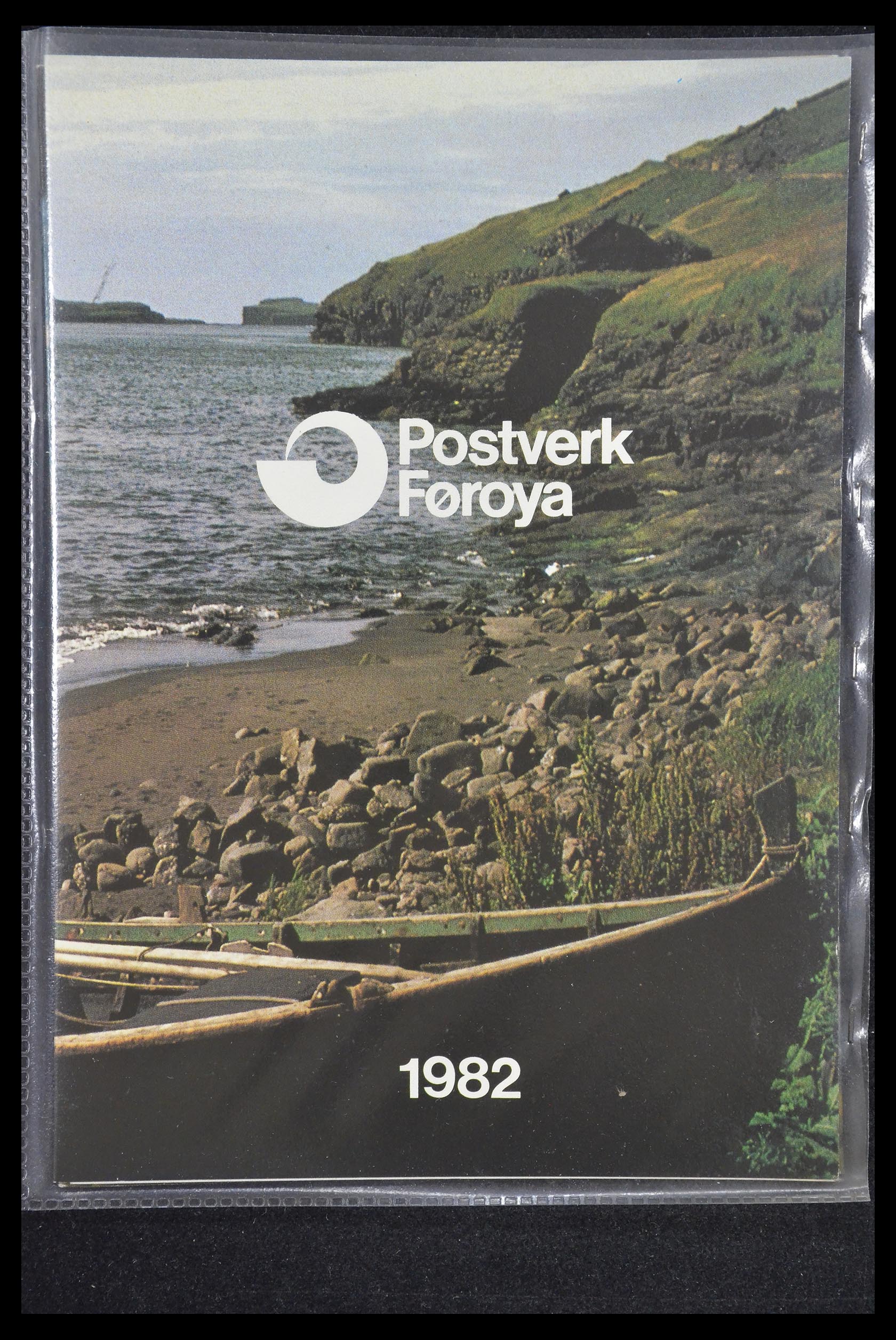 31376 021 - 31376 Faroe Islands 1975-2000.