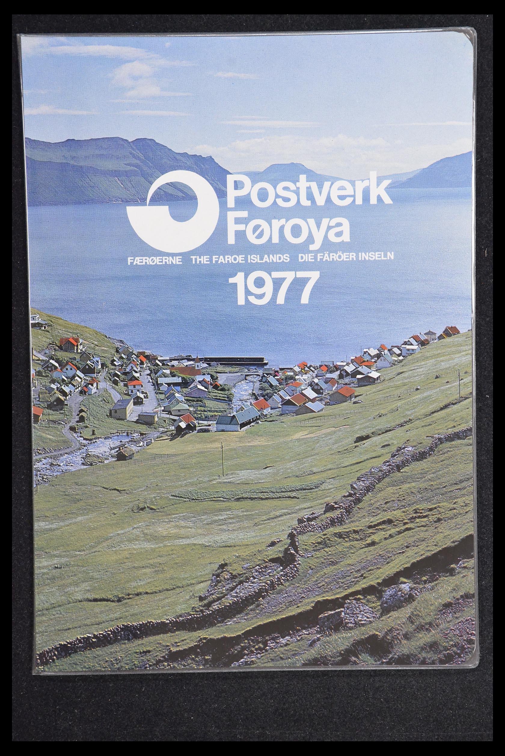31376 036 - 31376 Faroe Islands 1975-2000.