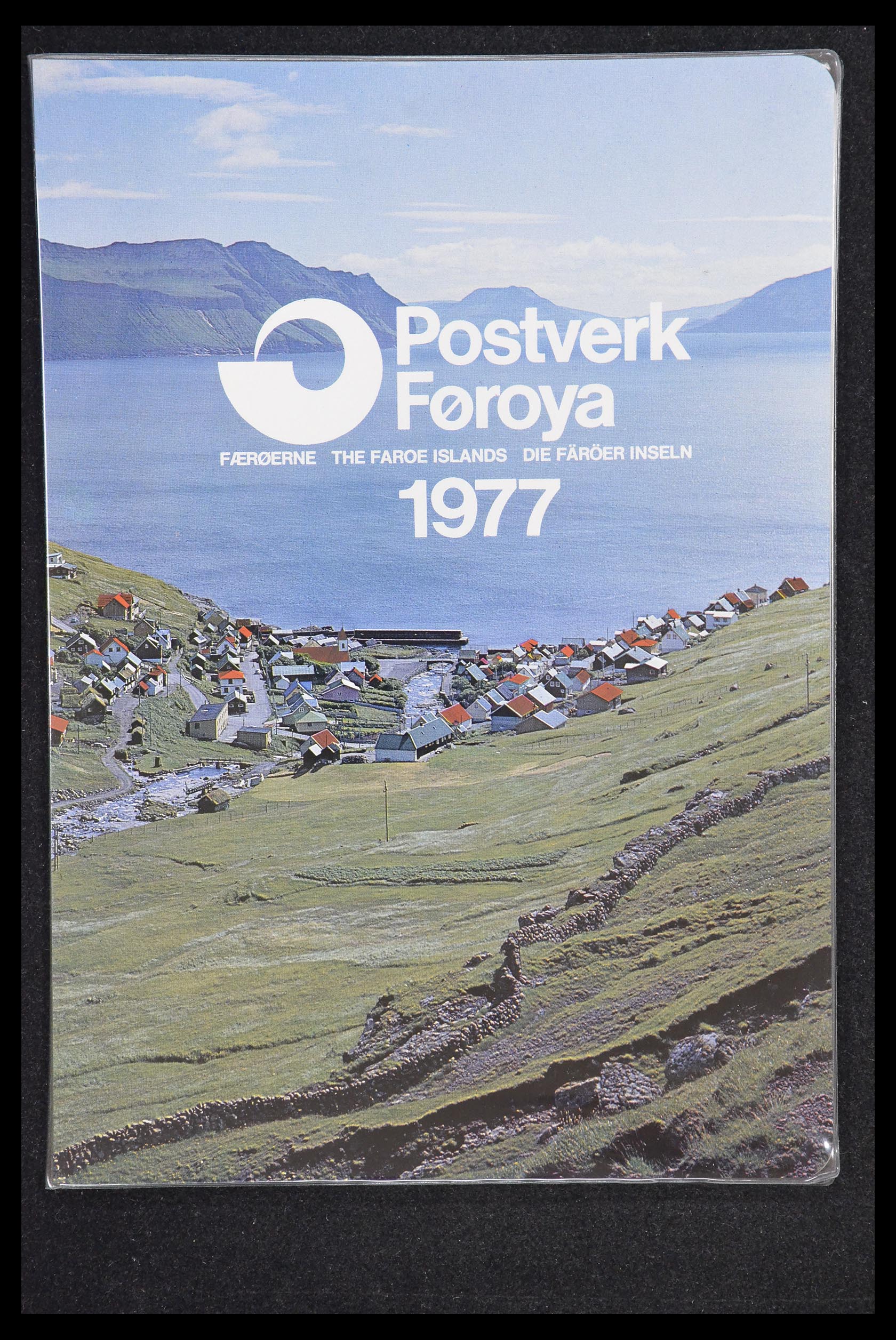 31376 042 - 31376 Faroe Islands 1975-2000.