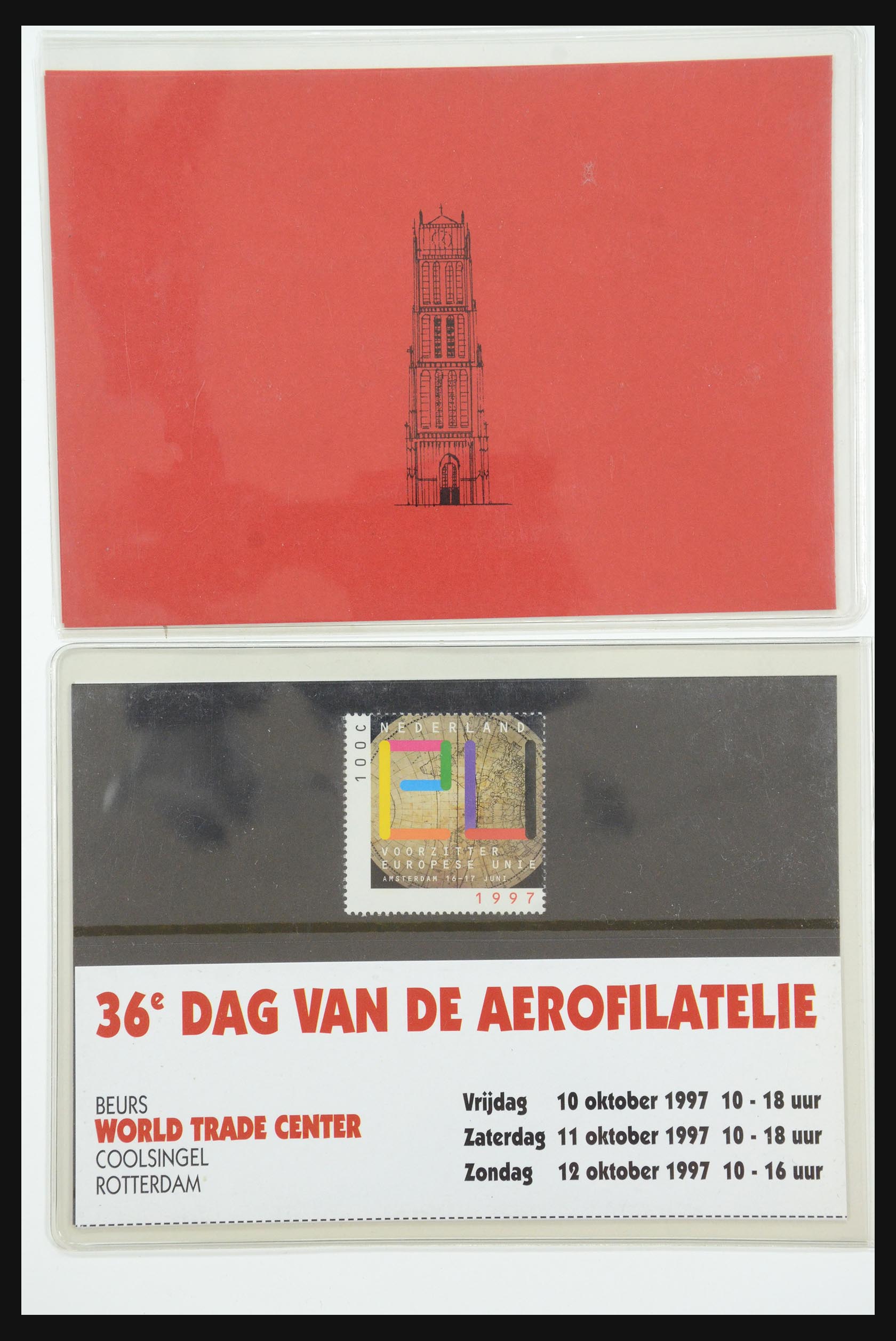 31495 060 - 31495 Nederland speciale PTT mapjes.