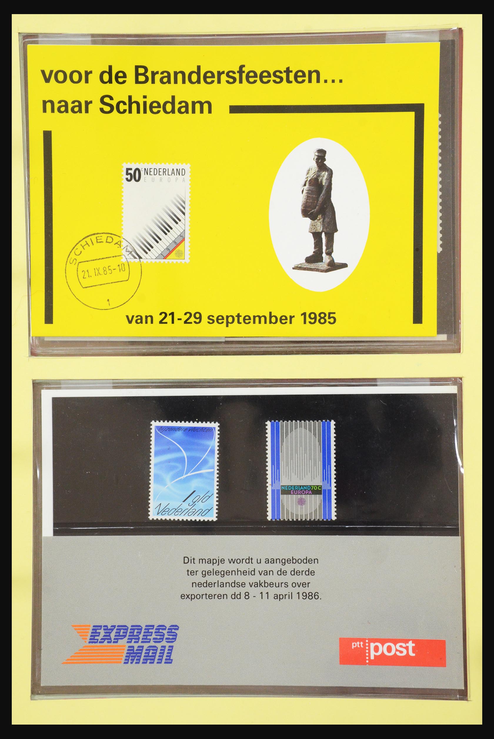 31495 361 - 31495 Netherlands special presentation packs.